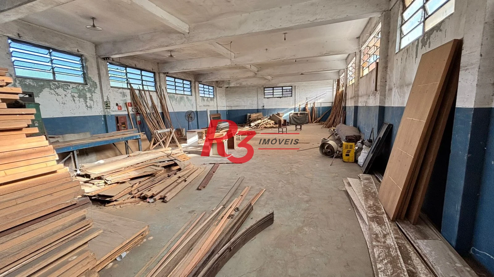 Galpão, 1089 m² - venda por R$ 6.500.000,00 ou aluguel por R$ 30.000,00/mês - Chico de Paula - Santos/SP