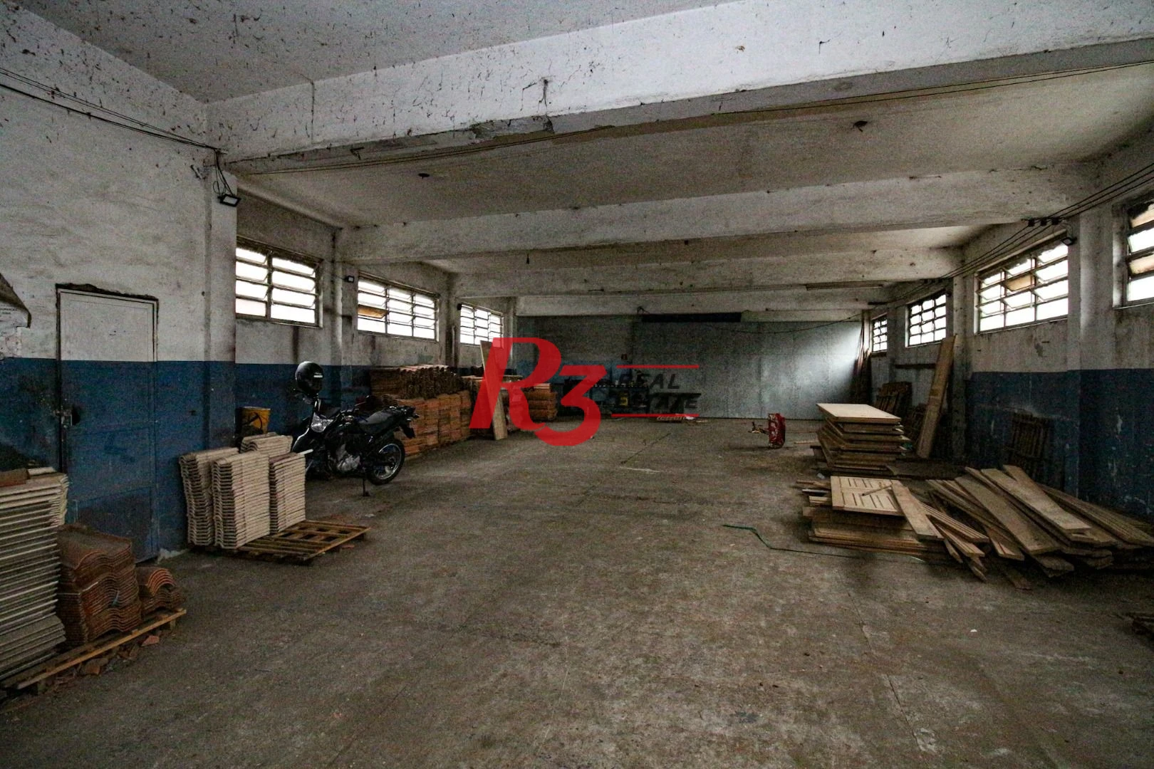 Galpão, 1089 m² - venda por R$ 6.500.000,00 ou aluguel por R$ 30.000,00/mês - Chico de Paula - Santos/SP