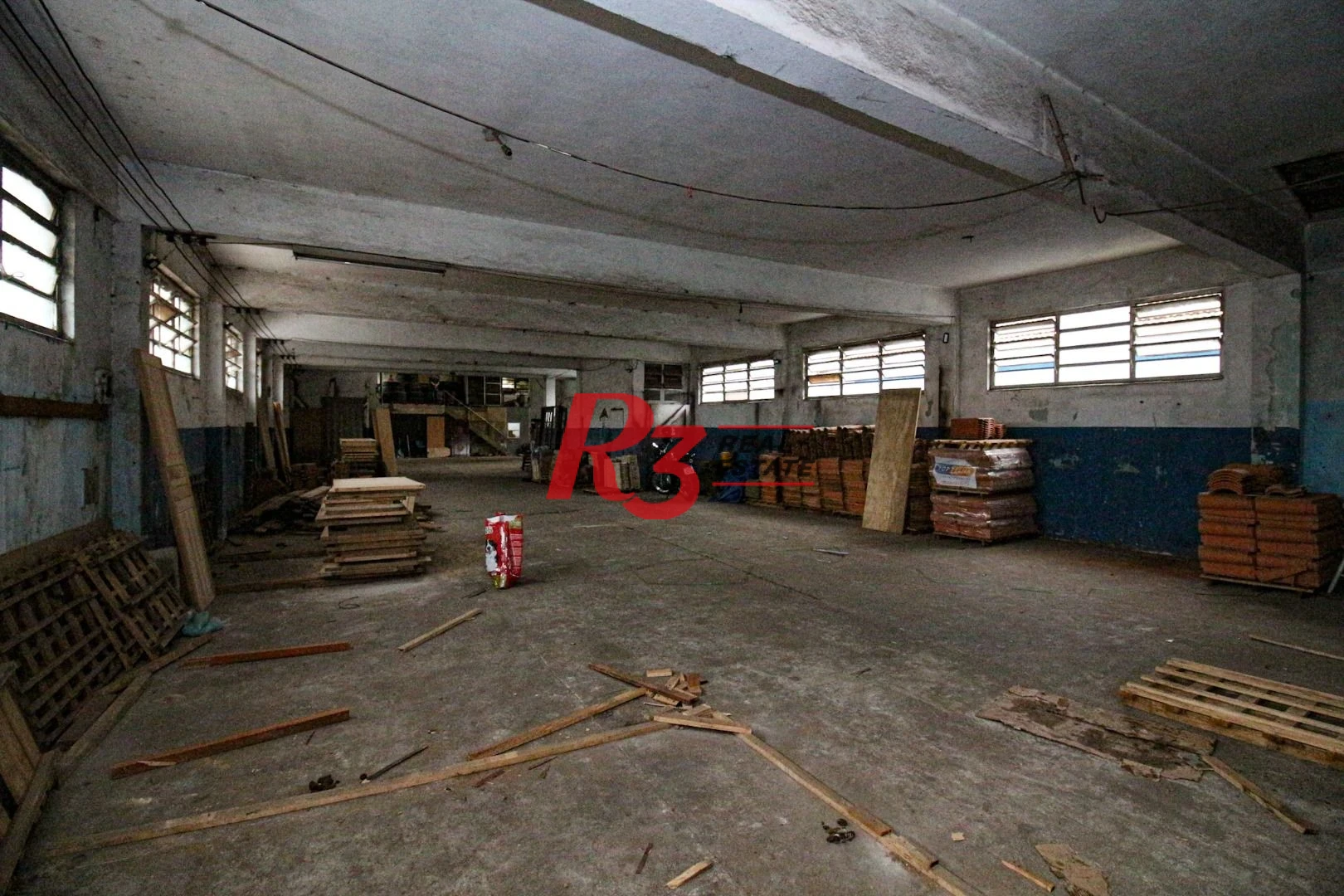 Galpão, 1089 m² - venda por R$ 6.500.000,00 ou aluguel por R$ 30.000,00/mês - Chico de Paula - Santos/SP