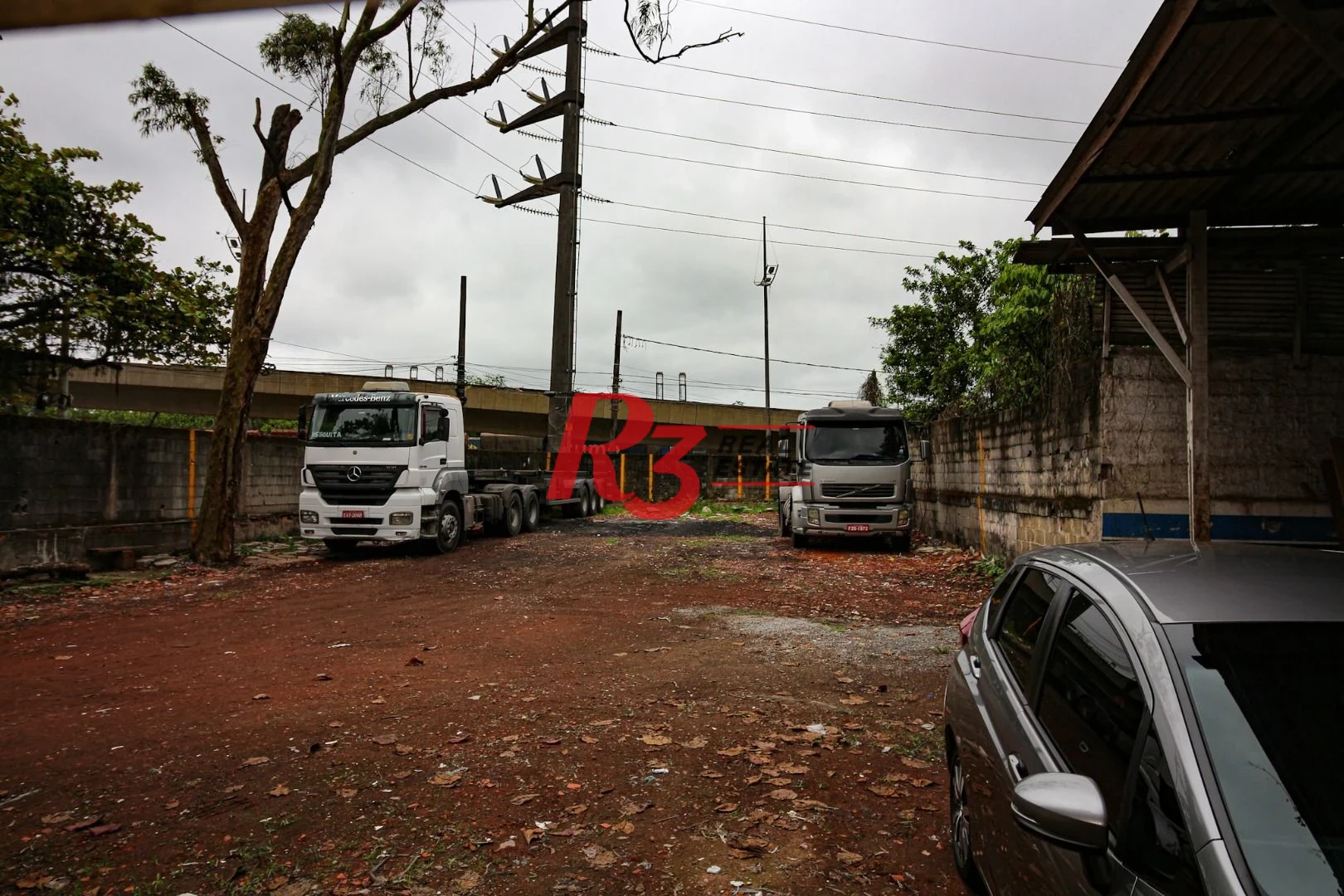 Galpão, 1089 m² - venda por R$ 6.500.000,00 ou aluguel por R$ 30.000,00/mês - Chico de Paula - Santos/SP