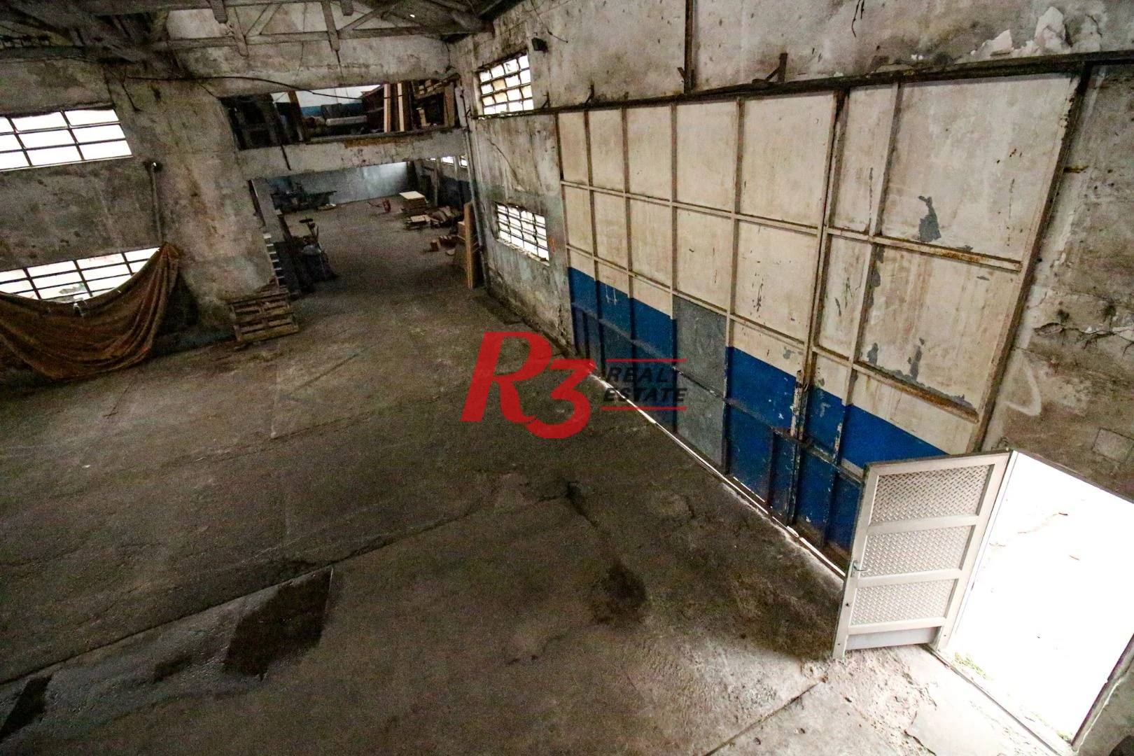 Galpão, 1089 m² - venda por R$ 6.500.000,00 ou aluguel por R$ 30.000,00/mês - Chico de Paula - Santos/SP
