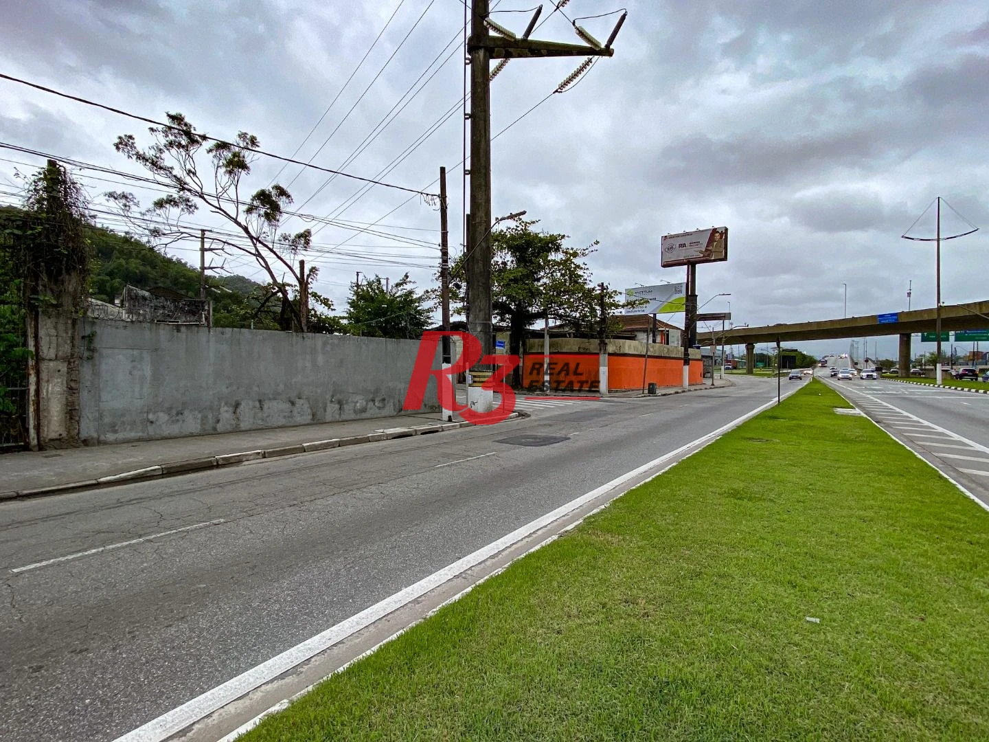 Galpão, 1089 m² - venda por R$ 6.500.000,00 ou aluguel por R$ 30.000,00/mês - Chico de Paula - Santos/SP
