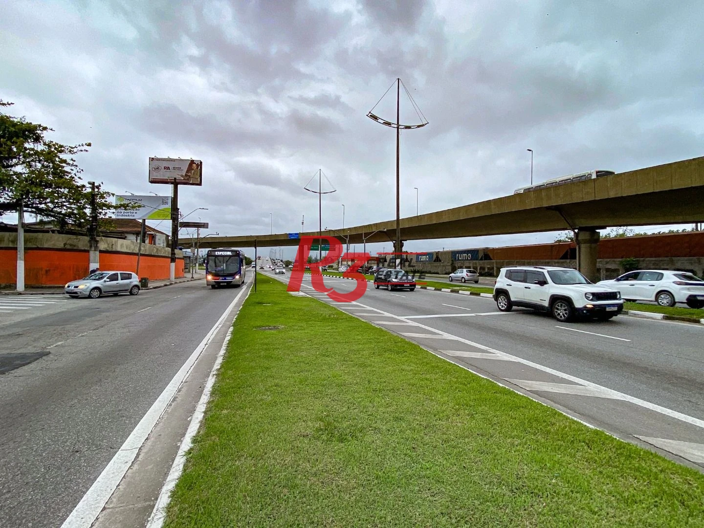 Galpão, 1089 m² - venda por R$ 6.500.000,00 ou aluguel por R$ 30.000,00/mês - Chico de Paula - Santos/SP