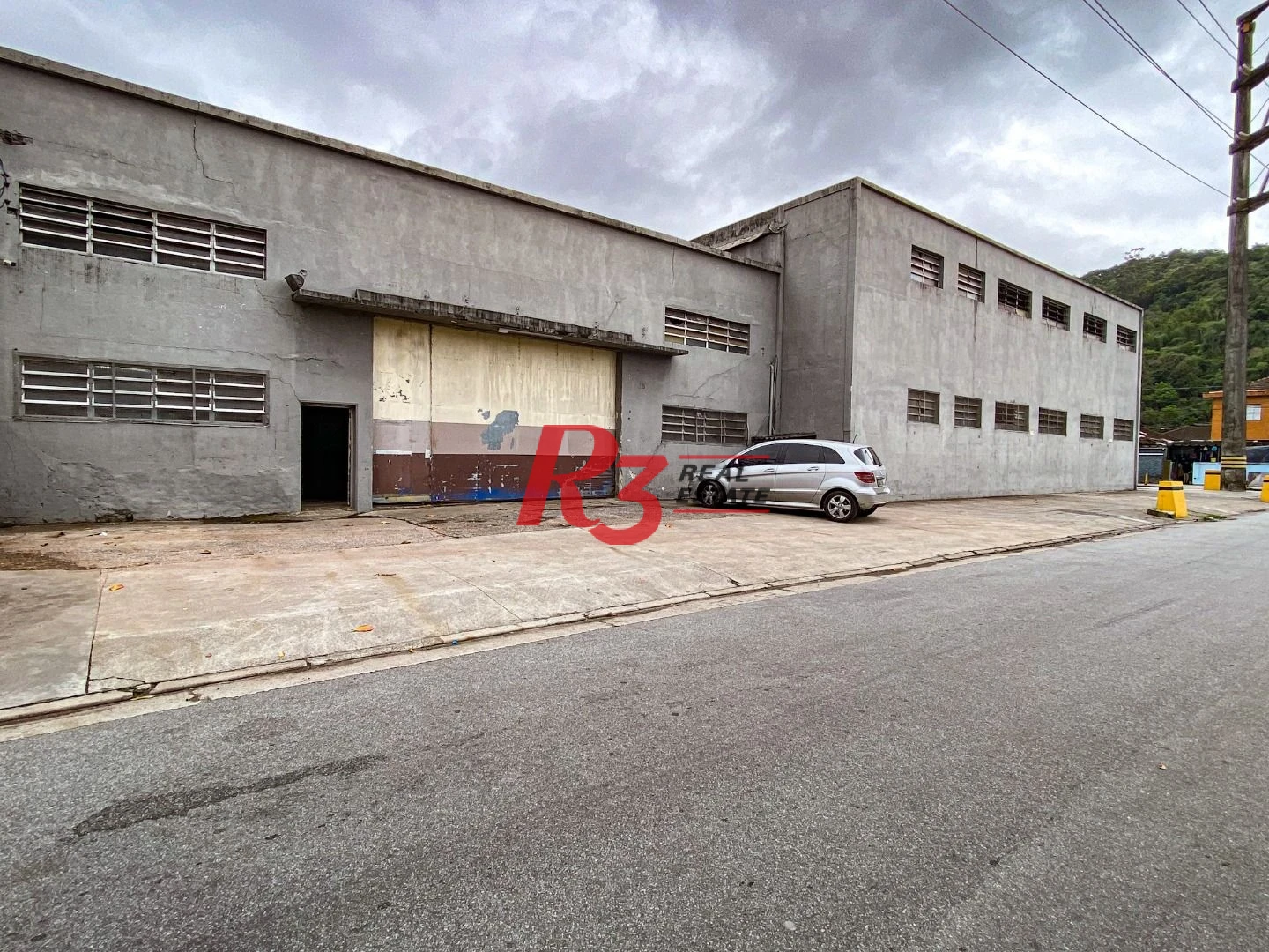 Galpão, 1089 m² - venda por R$ 6.500.000,00 ou aluguel por R$ 30.000,00/mês - Chico de Paula - Santos/SP