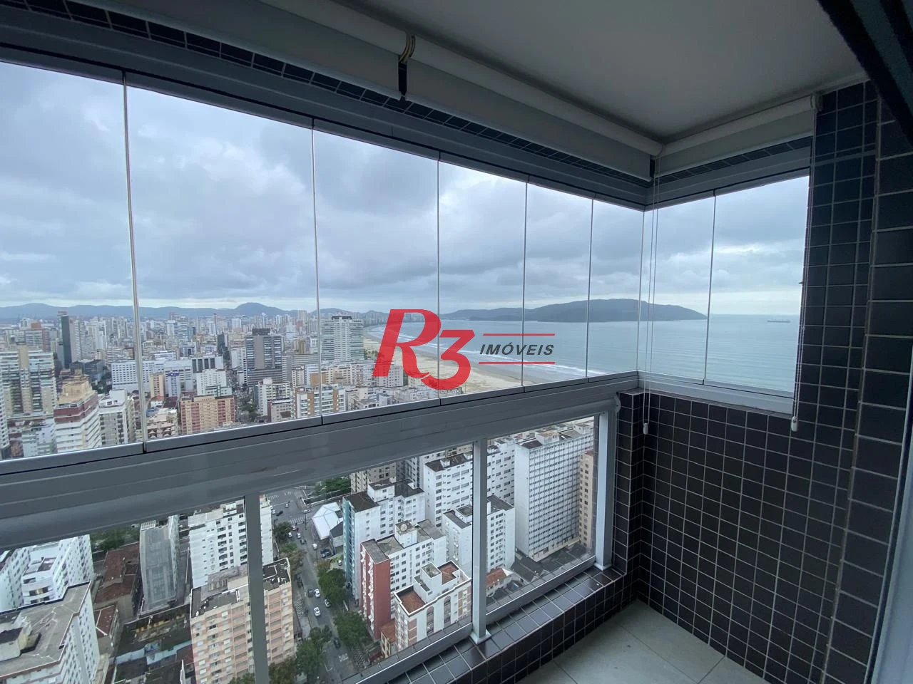 Apartamento Duplex com 3 dormitórios à venda, 125 m² por R$ 2.100.000,00 - Pompéia - Santos/SP