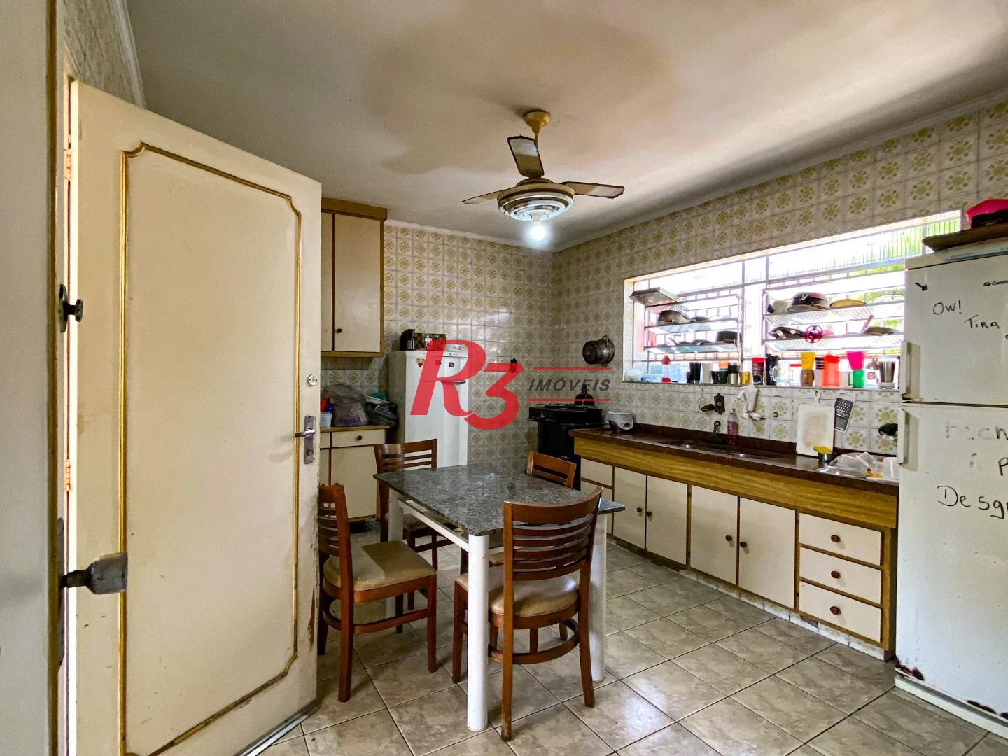 Casa com 4 dormitórios à venda, 175 m² por R$ 1.000.000,00 - Encruzilhada - Santos/SP