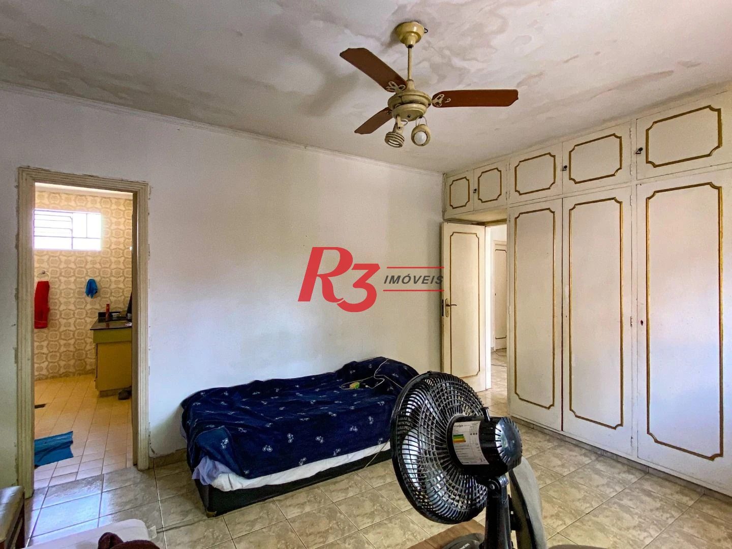 Casa com 4 dormitórios à venda, 175 m² por R$ 1.000.000,00 - Encruzilhada - Santos/SP