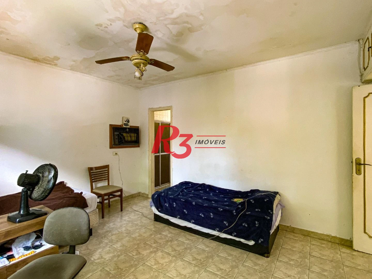 Casa com 4 dormitórios à venda, 175 m² por R$ 1.000.000,00 - Encruzilhada - Santos/SP