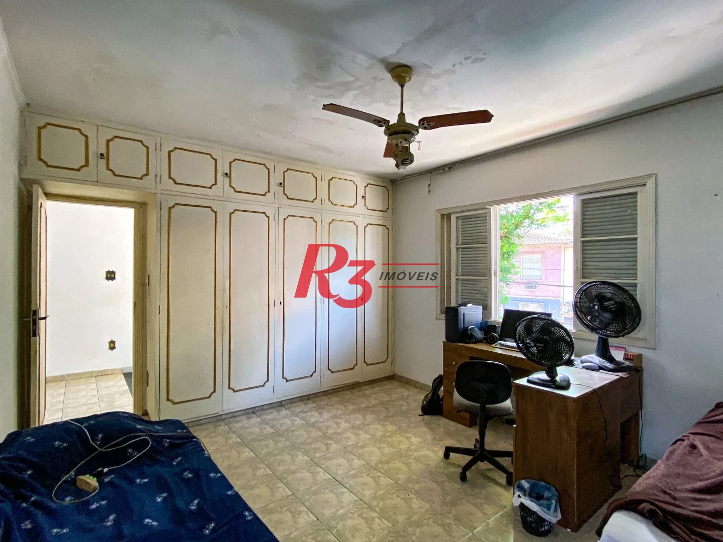 Casa com 4 dormitórios à venda, 175 m² por R$ 1.000.000,00 - Encruzilhada - Santos/SP
