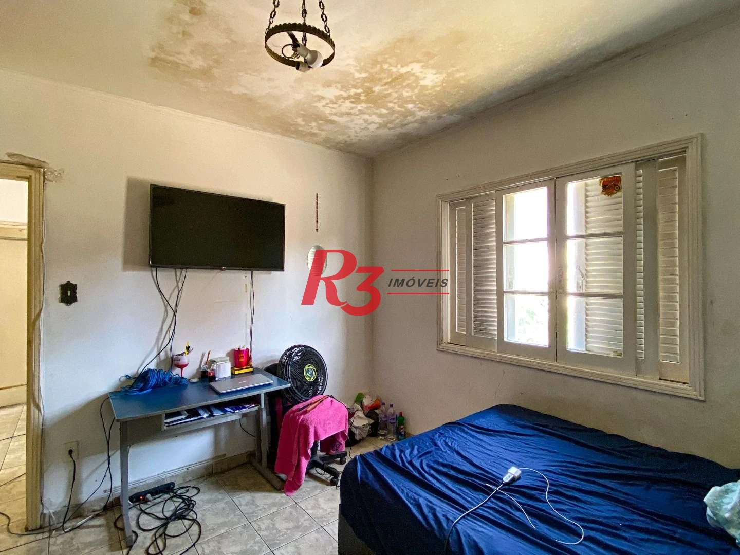 Casa com 4 dormitórios à venda, 175 m² por R$ 1.000.000,00 - Encruzilhada - Santos/SP