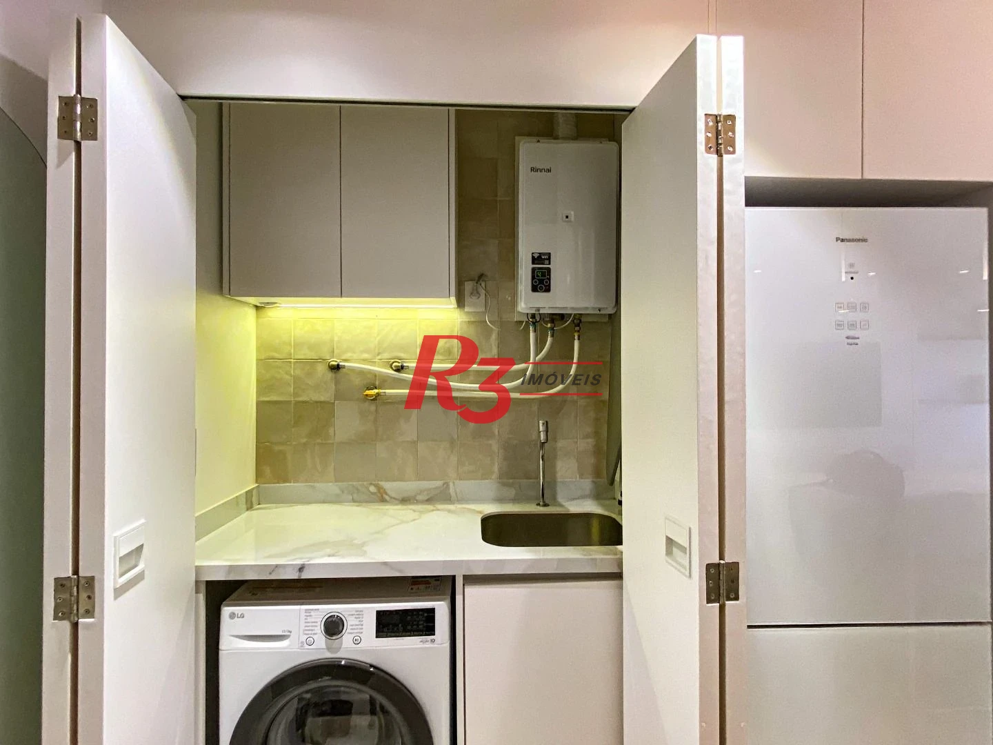 Apartamento com 2 dormitórios  à venda, 83 m² por R$ 1.590.000 - Boqueirão - Santos/SP