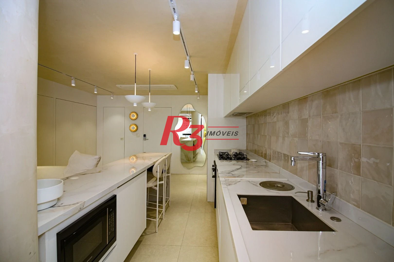 Apartamento com 2 dormitórios  à venda, 83 m² por R$ 1.590.000 - Boqueirão - Santos/SP