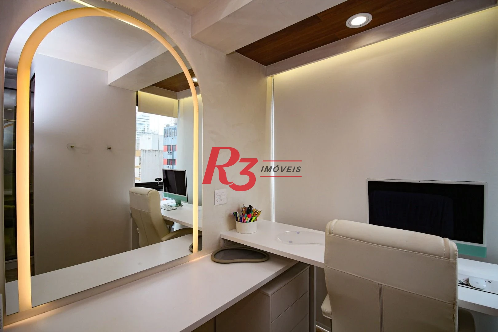Apartamento com 2 dormitórios  à venda, 83 m² por R$ 1.590.000 - Boqueirão - Santos/SP