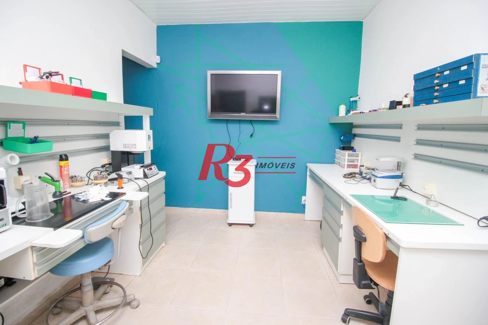 Sobrado com 4 dormitórios para alugar, 236 m² por R$ 18.000,00/mês - Embaré - Santos/SP