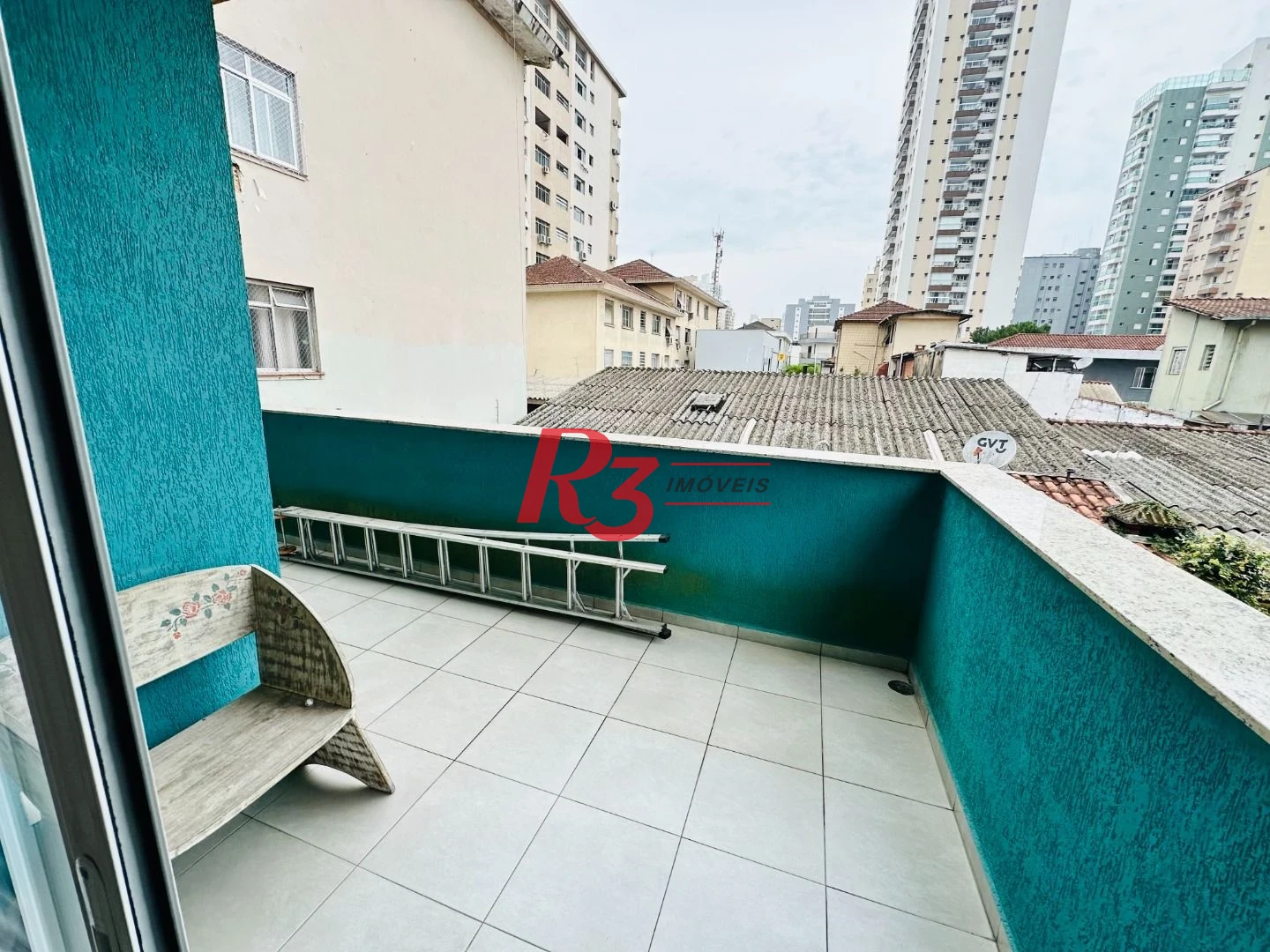 Sobrado com 4 dormitórios para alugar, 236 m² por R$ 18.000,00/mês - Embaré - Santos/SP