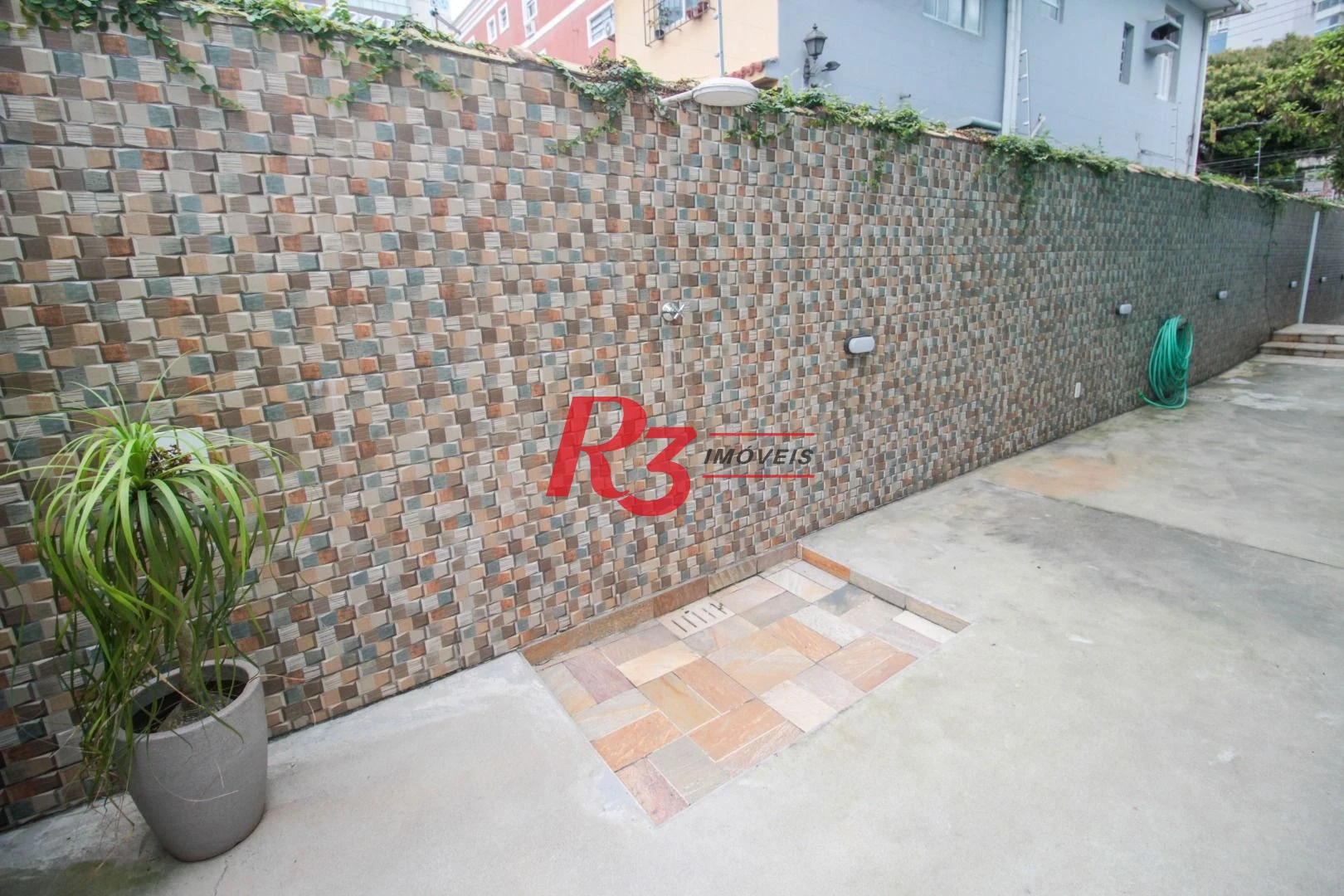 Sobrado com 4 dormitórios para alugar, 236 m² por R$ 18.000,00/mês - Embaré - Santos/SP