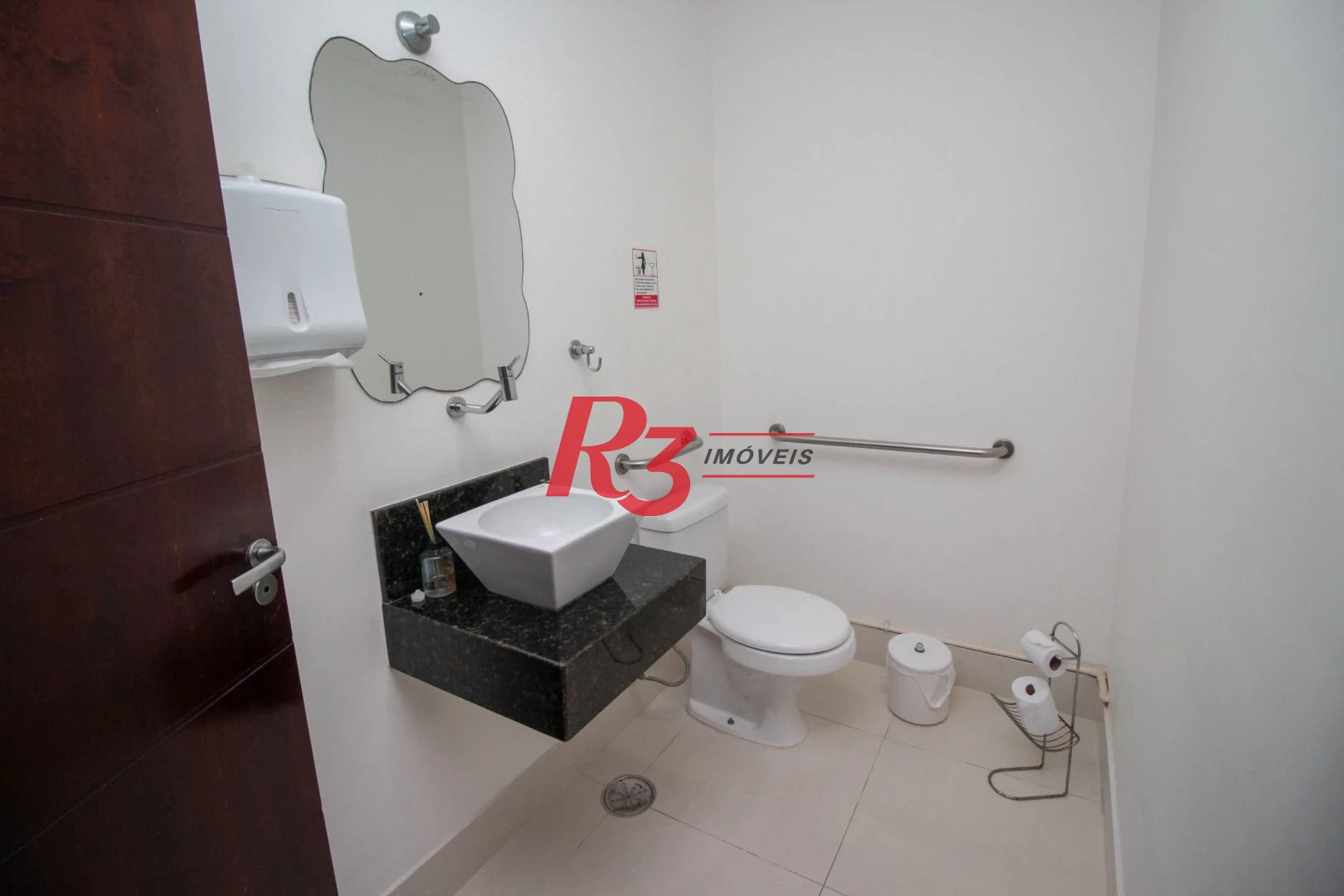 Sobrado com 4 dormitórios para alugar, 236 m² por R$ 18.000,00/mês - Embaré - Santos/SP