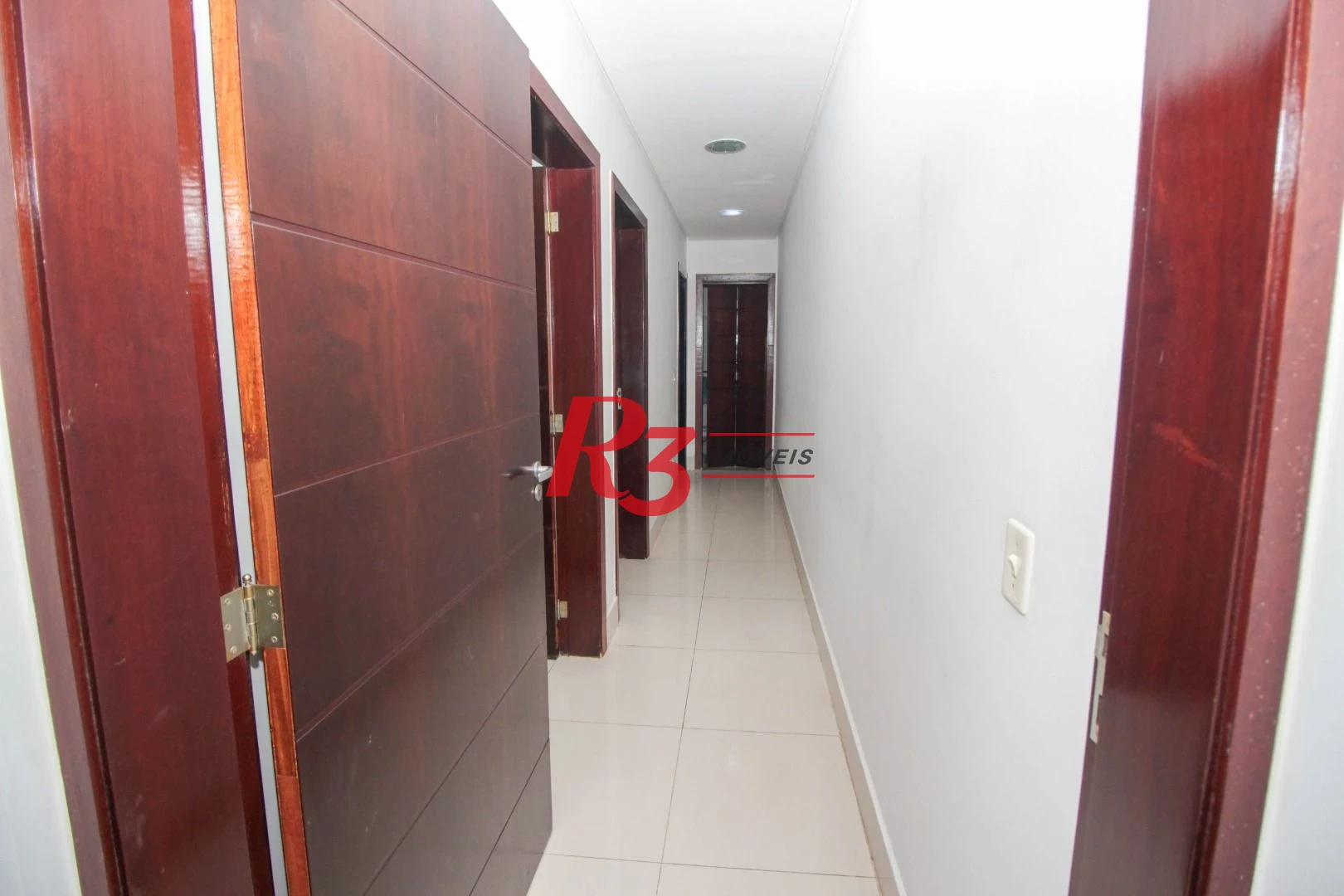 Sobrado com 4 dormitórios para alugar, 236 m² por R$ 18.000,00/mês - Embaré - Santos/SP