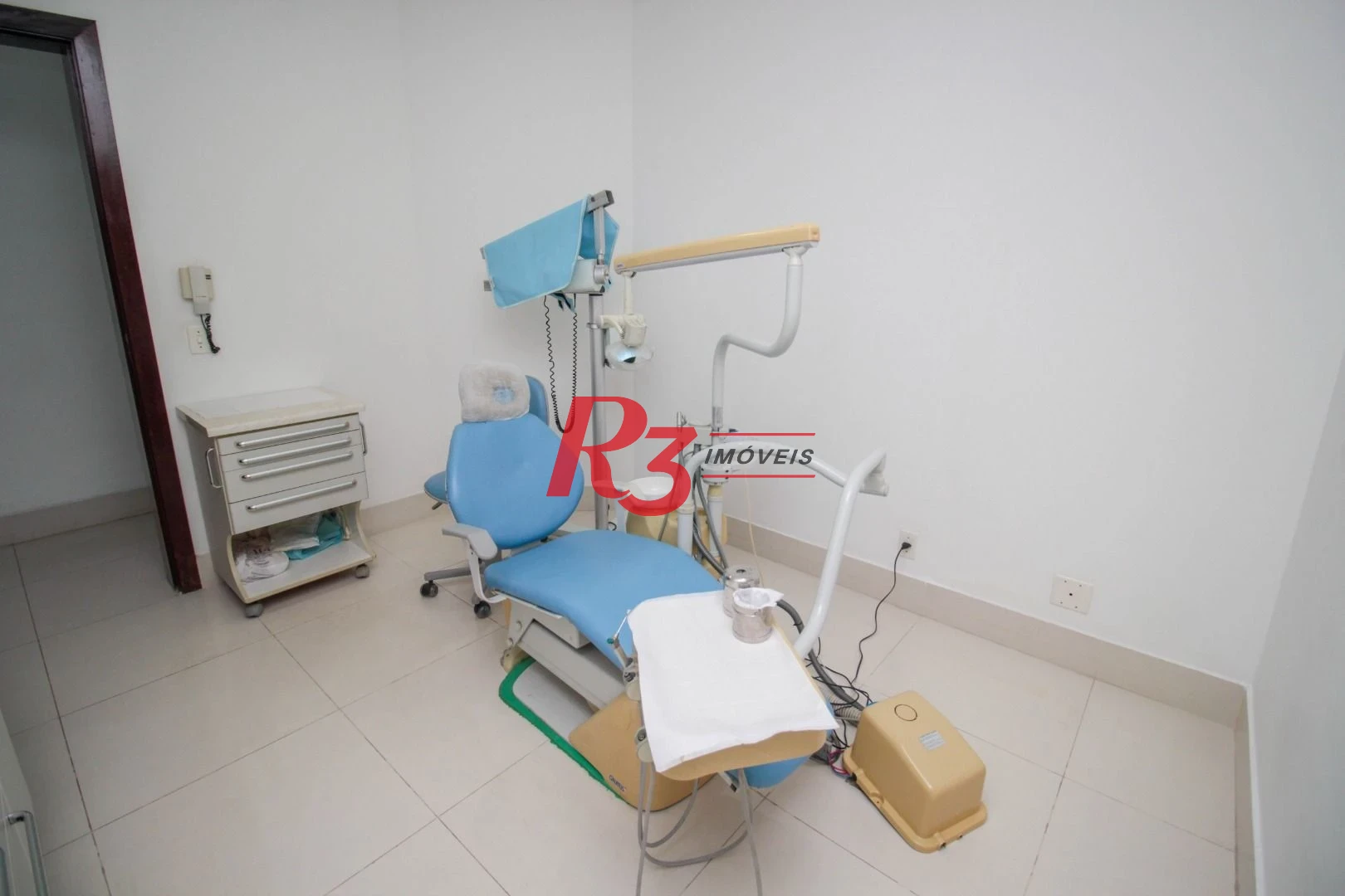 Sobrado com 4 dormitórios para alugar, 236 m² por R$ 18.000,00/mês - Embaré - Santos/SP