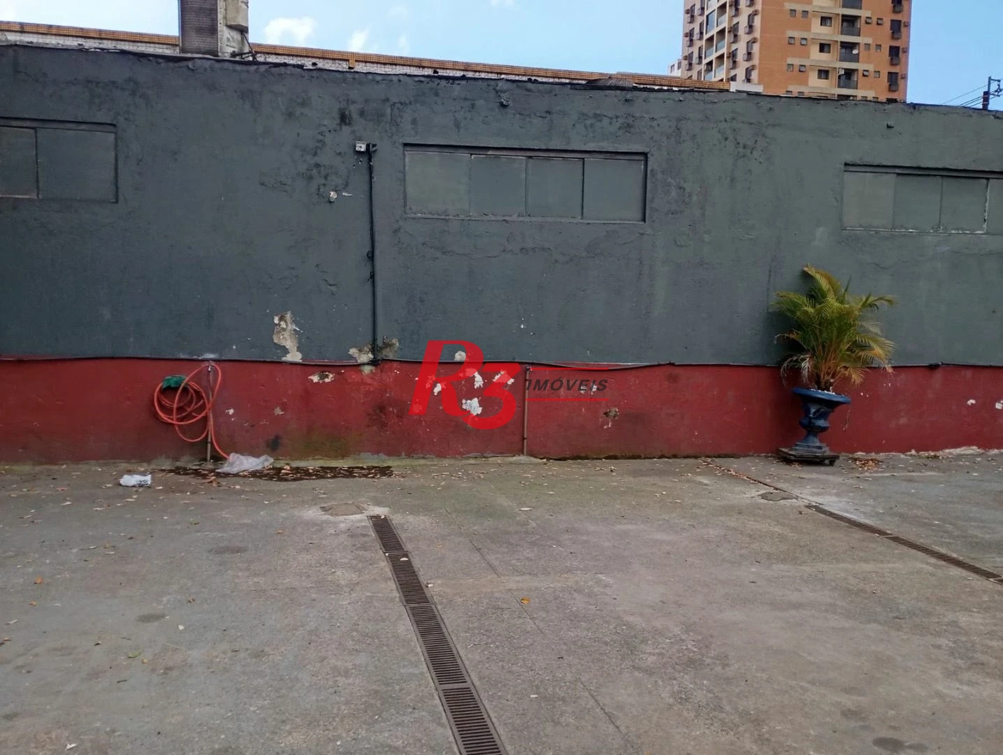 Terreno para alugar, 480 m² por R$ 8.000,00/mês - Aparecida - Santos/SP