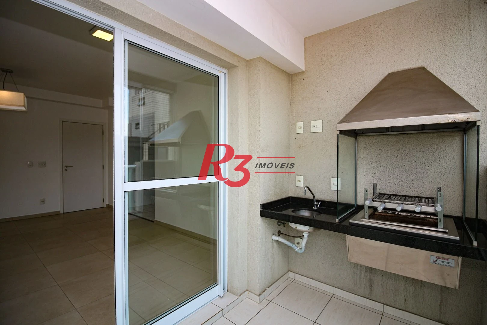 Apartamento com 2 dormitórios à venda, 63 m² por R$ 669.000,00 - Campo Grande - Santos/SP
