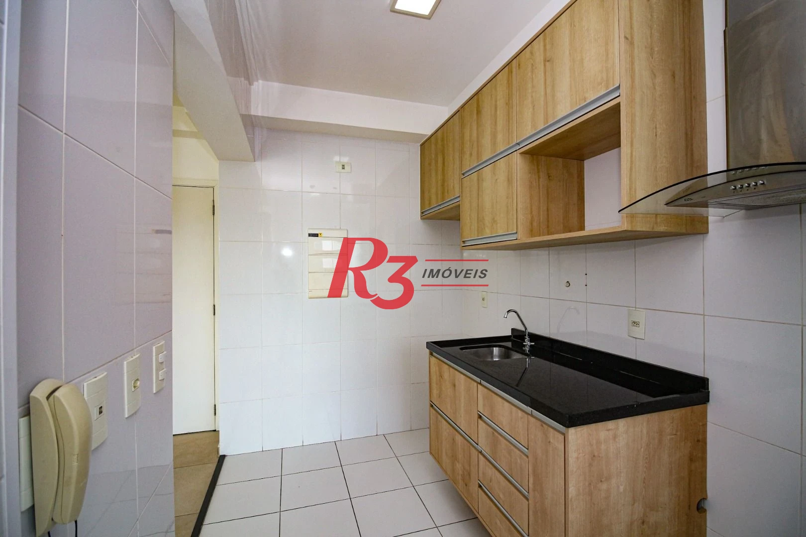 Apartamento com 2 dormitórios à venda, 63 m² por R$ 669.000,00 - Campo Grande - Santos/SP