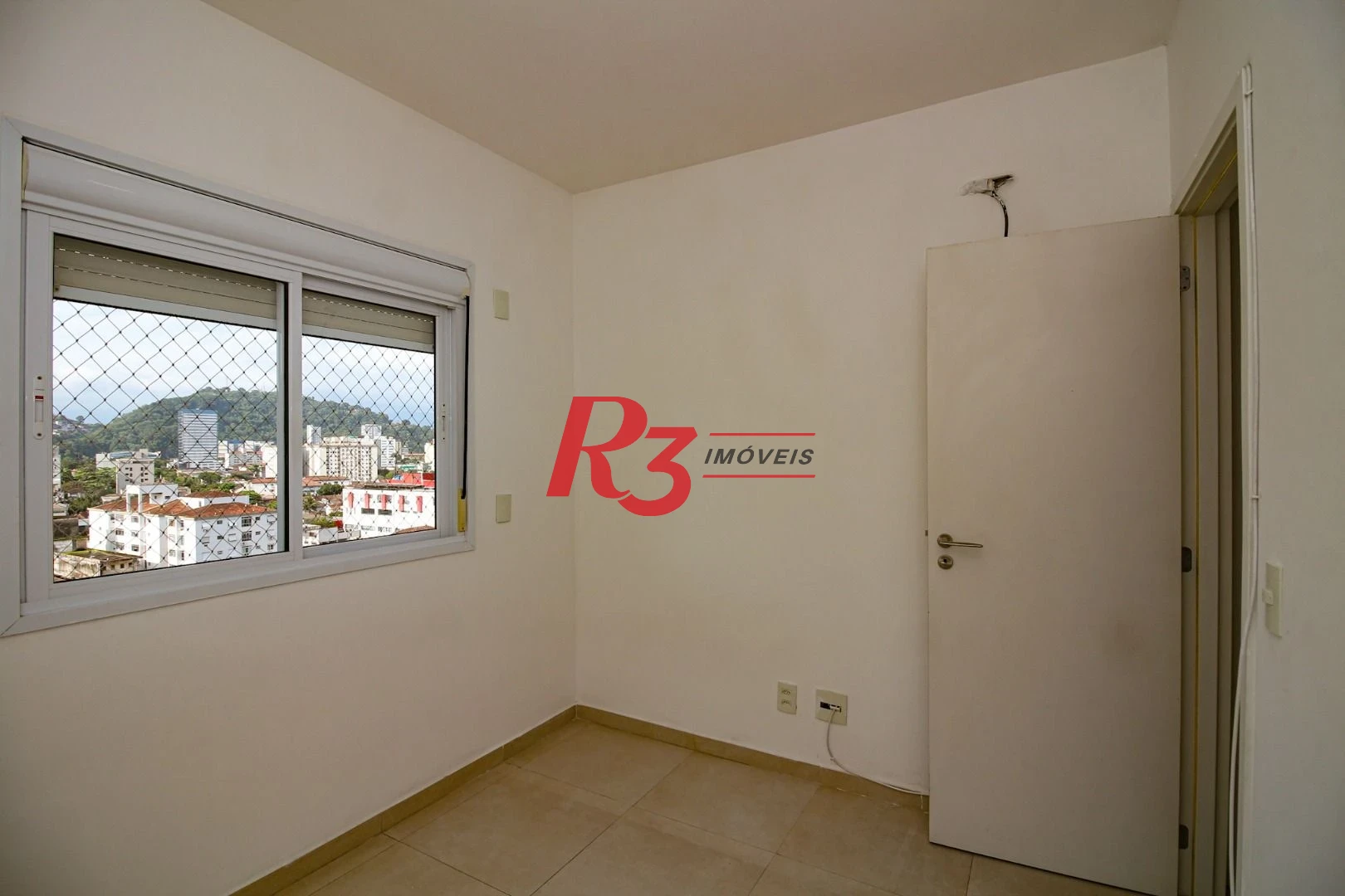 Apartamento com 2 dormitórios à venda, 63 m² por R$ 669.000,00 - Campo Grande - Santos/SP