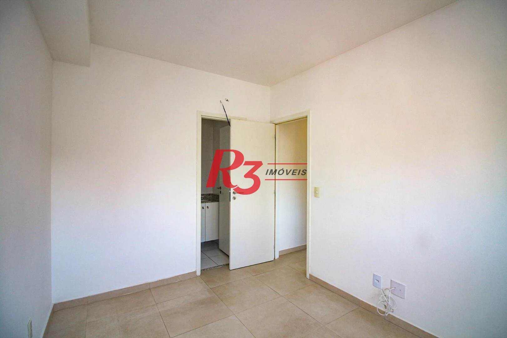 Apartamento com 2 dormitórios à venda, 63 m² por R$ 669.000,00 - Campo Grande - Santos/SP