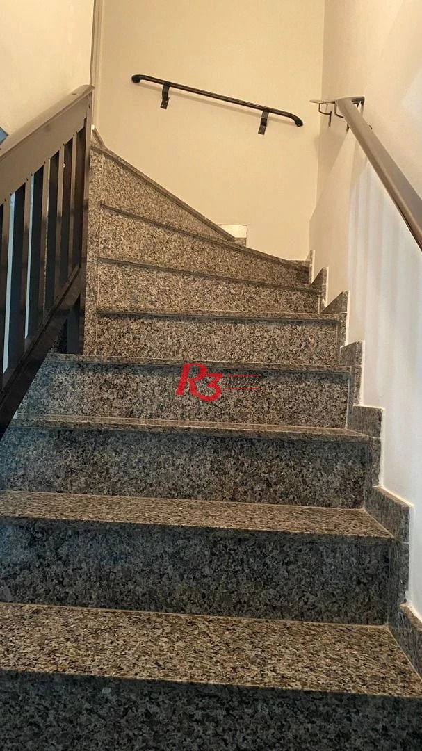 Casa com 3 dormitórios à venda, 84 m² por R$ 390.000 - Vila Melo - São Vicente/SP