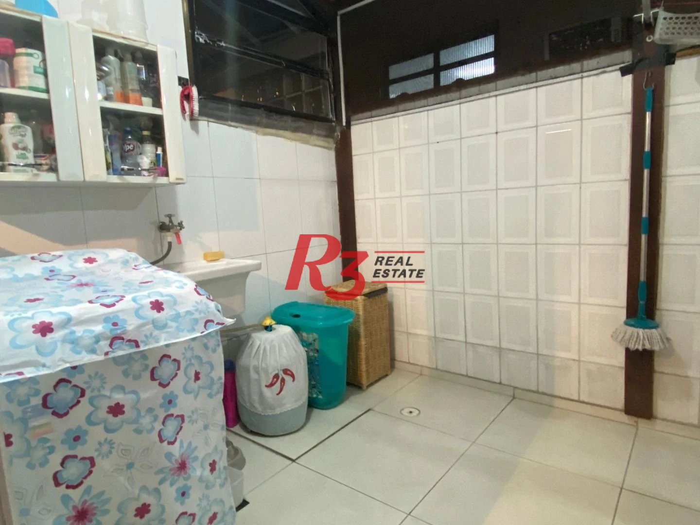 Casa com 3 dormitórios à venda, 84 m² por R$ 390.000 - Vila Melo - São Vicente/SP