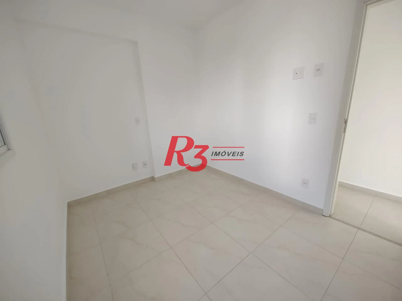 APARTAMENTO 2 QUARTOS PONTA DA PRAIA SANTOS