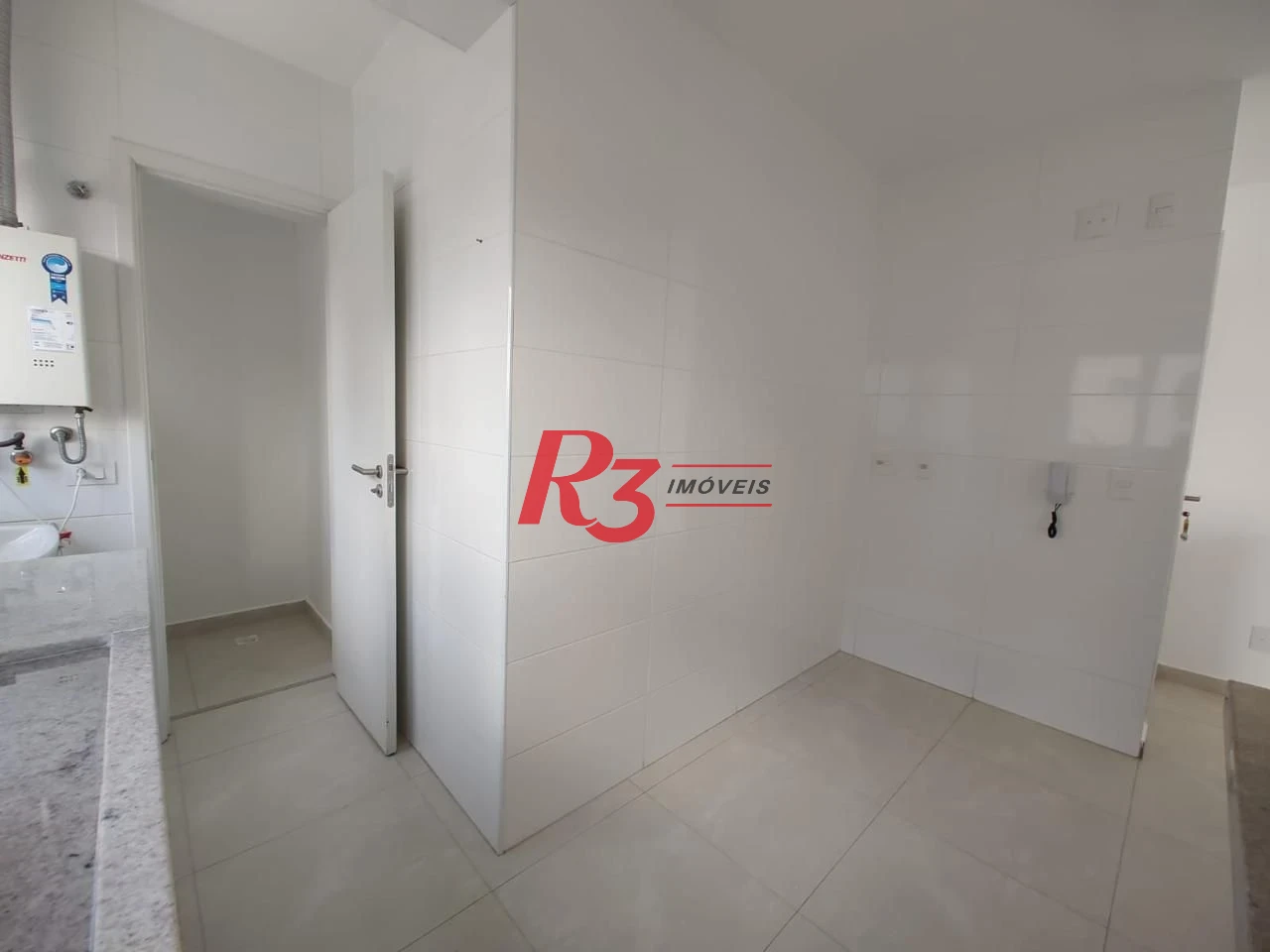 APARTAMENTO 2 QUARTOS PONTA DA PRAIA SANTOS