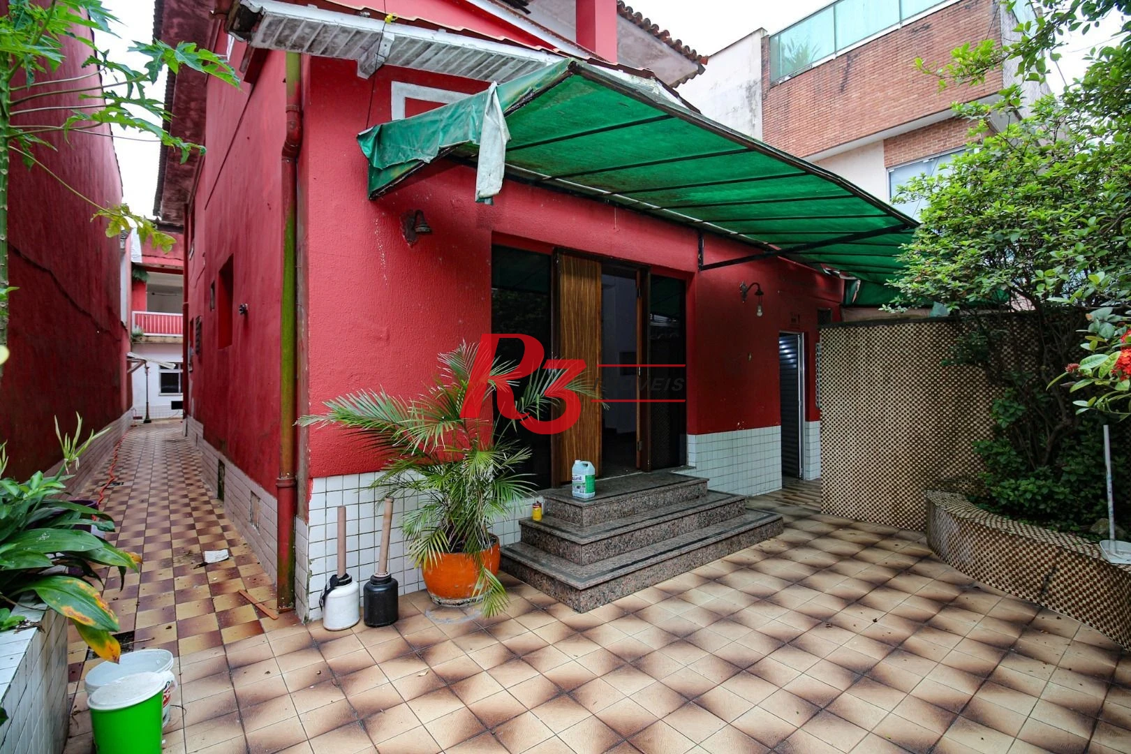 Casa para alugar, 250 m² por R$ 15.890,00/mês - Encruzilhada - Santos/SP