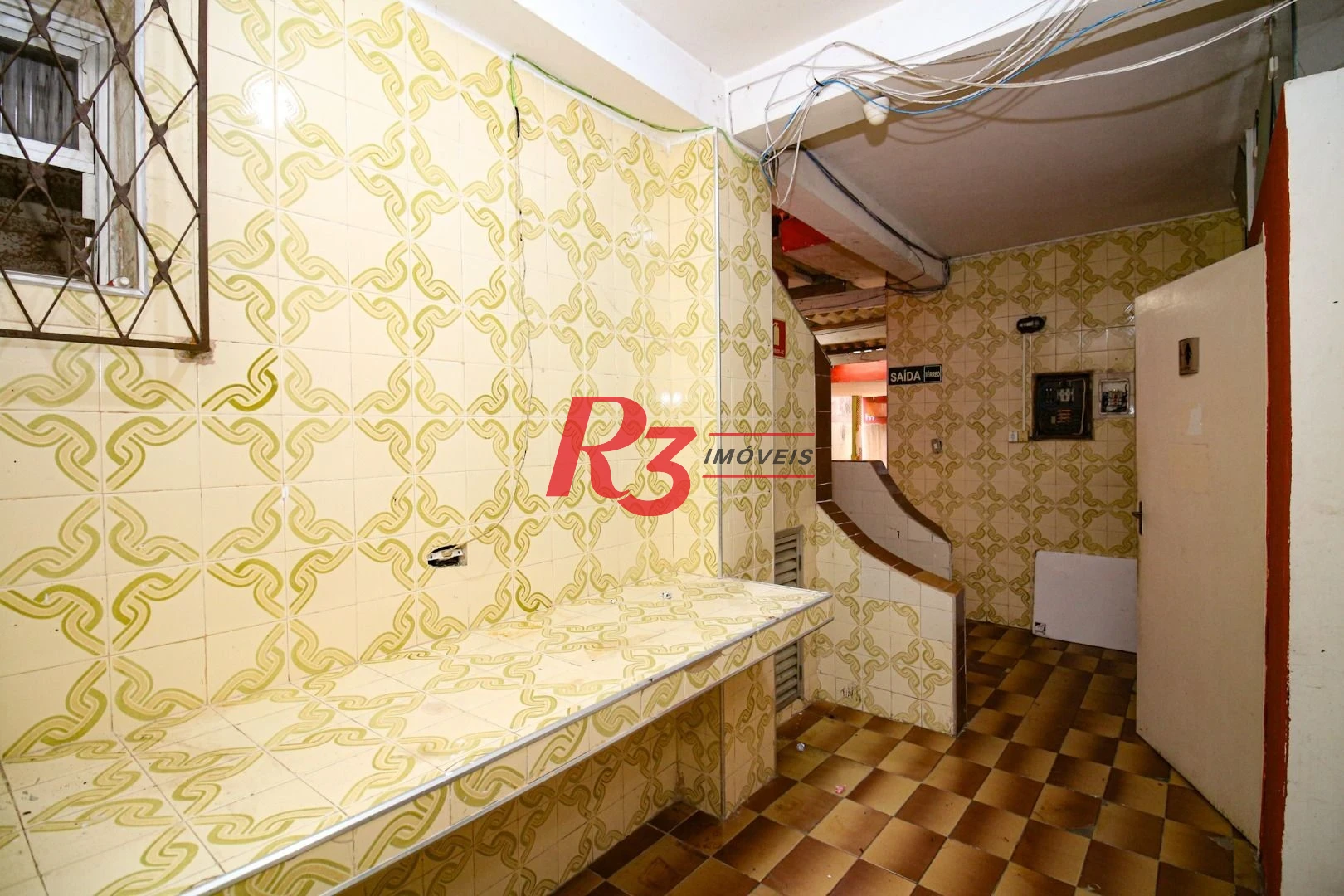 Casa para alugar, 250 m² por R$ 15.890,00/mês - Encruzilhada - Santos/SP