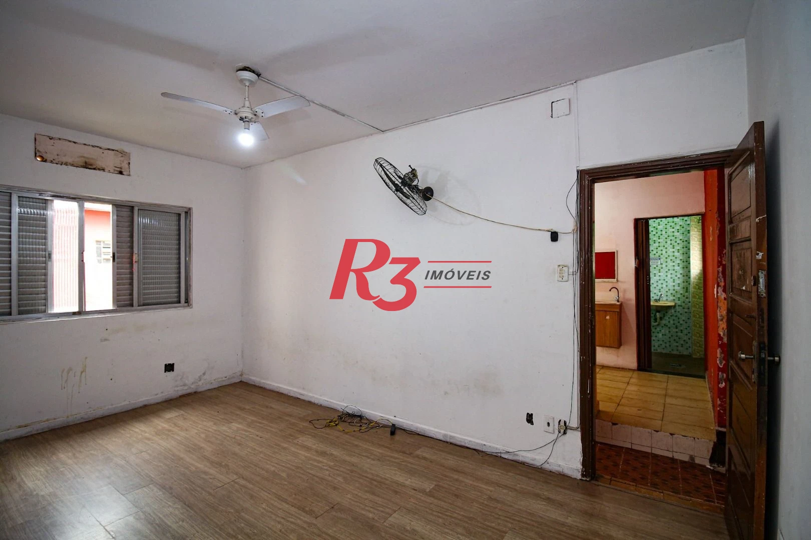 Casa para alugar, 250 m² por R$ 15.890,00/mês - Encruzilhada - Santos/SP