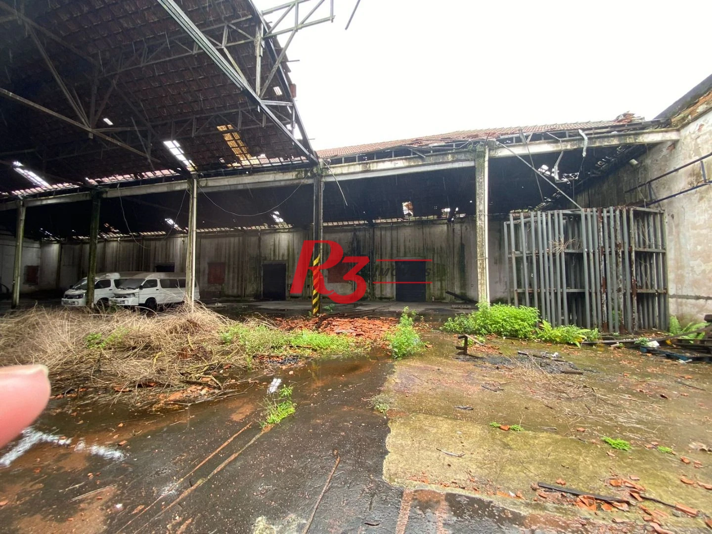 GALPÃO COM 6,300M2 PARA LOCAÇÃO PROXIMO A PERIMETRAL EM SANTOS