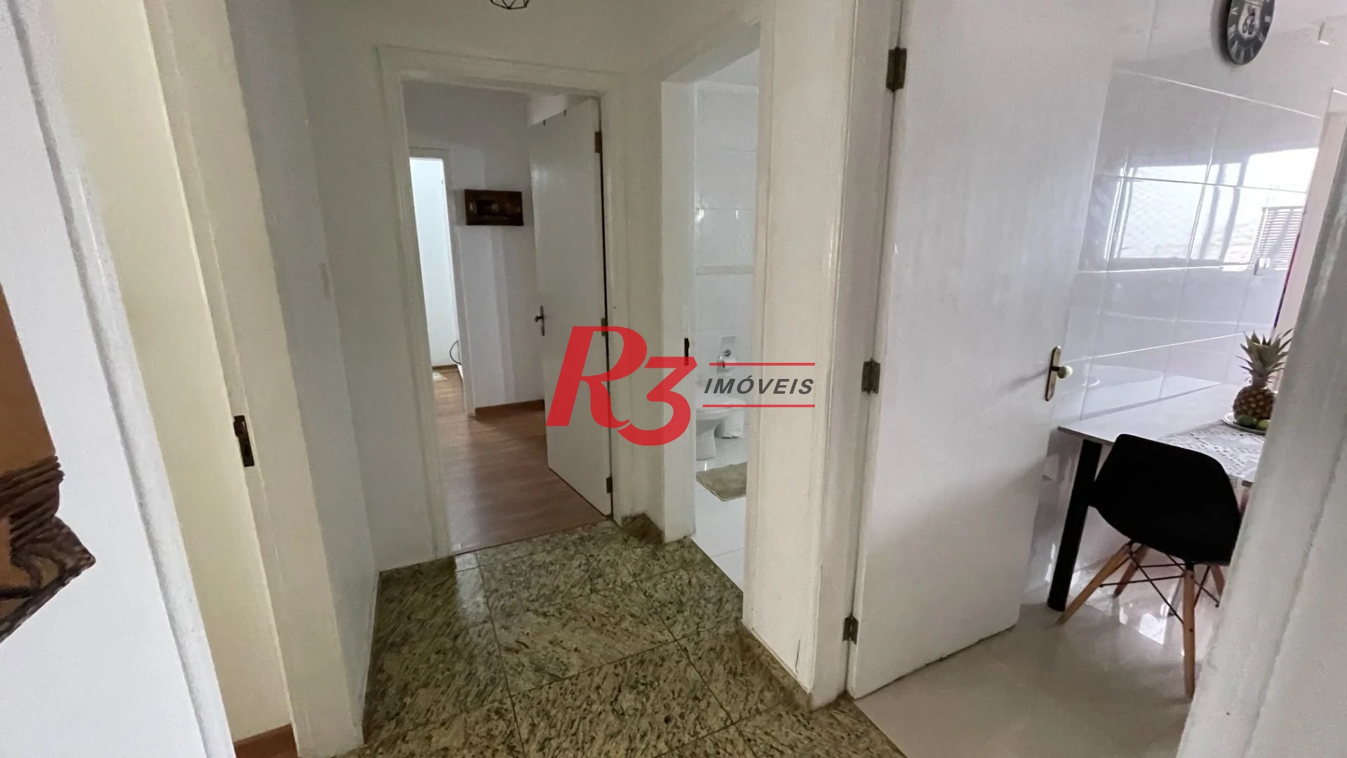 Apartamento com 3 dormitórios à venda, 201 m² por R$ 1.500.000,00 - Pompéia - Santos/SP