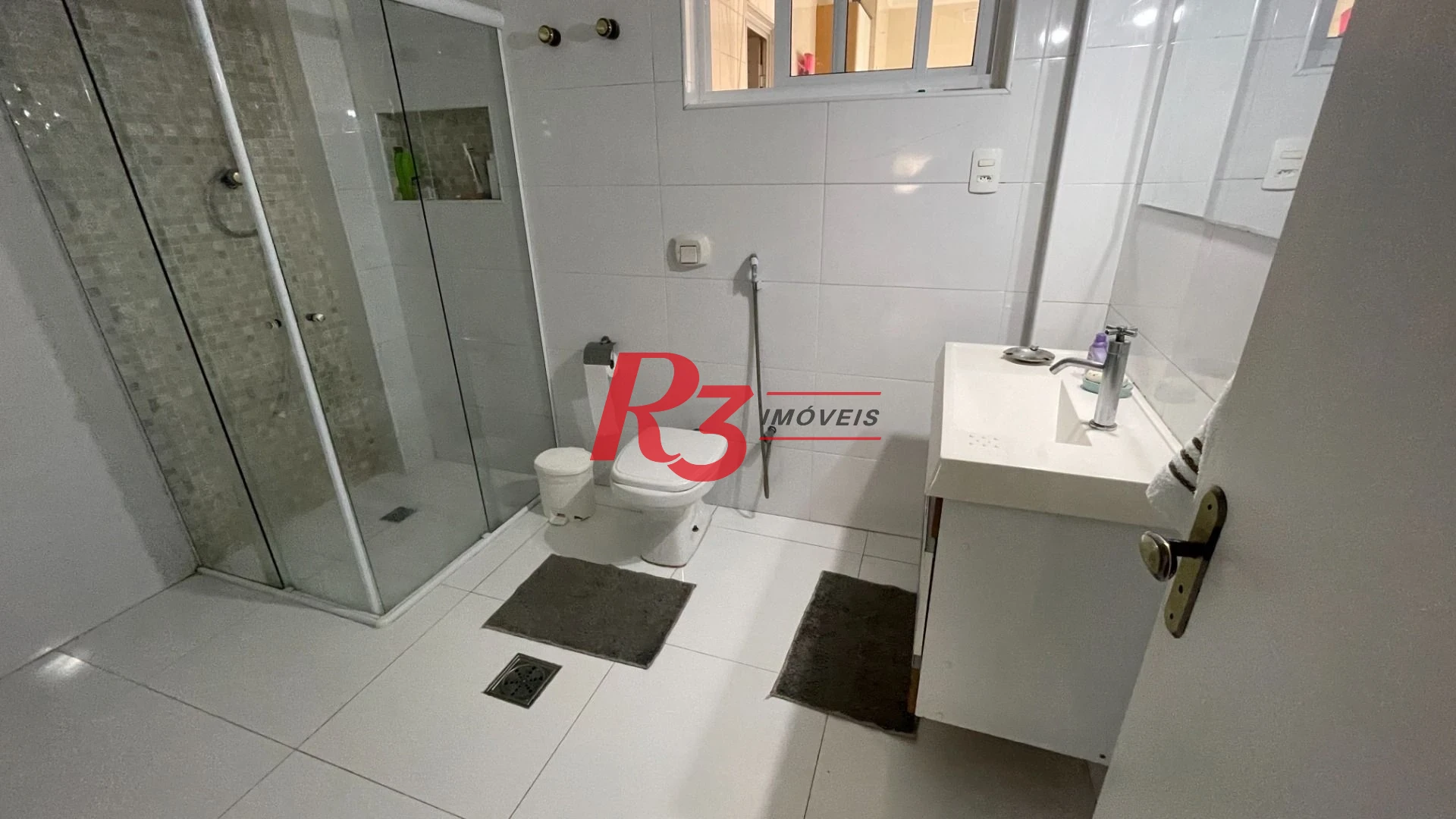 Apartamento com 3 dormitórios à venda, 201 m² por R$ 1.500.000,00 - Pompéia - Santos/SP