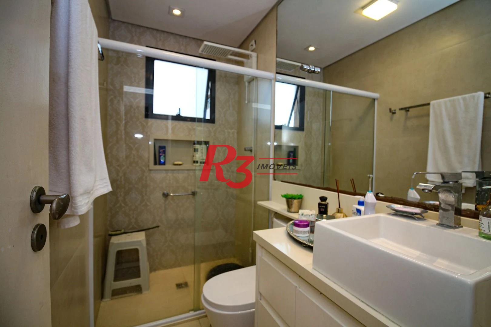 Apartamento Impecável, 3 dormitórios com suite e Lazer, 124 m² por R$ 1.300.000 - Embaré - Santos/SP