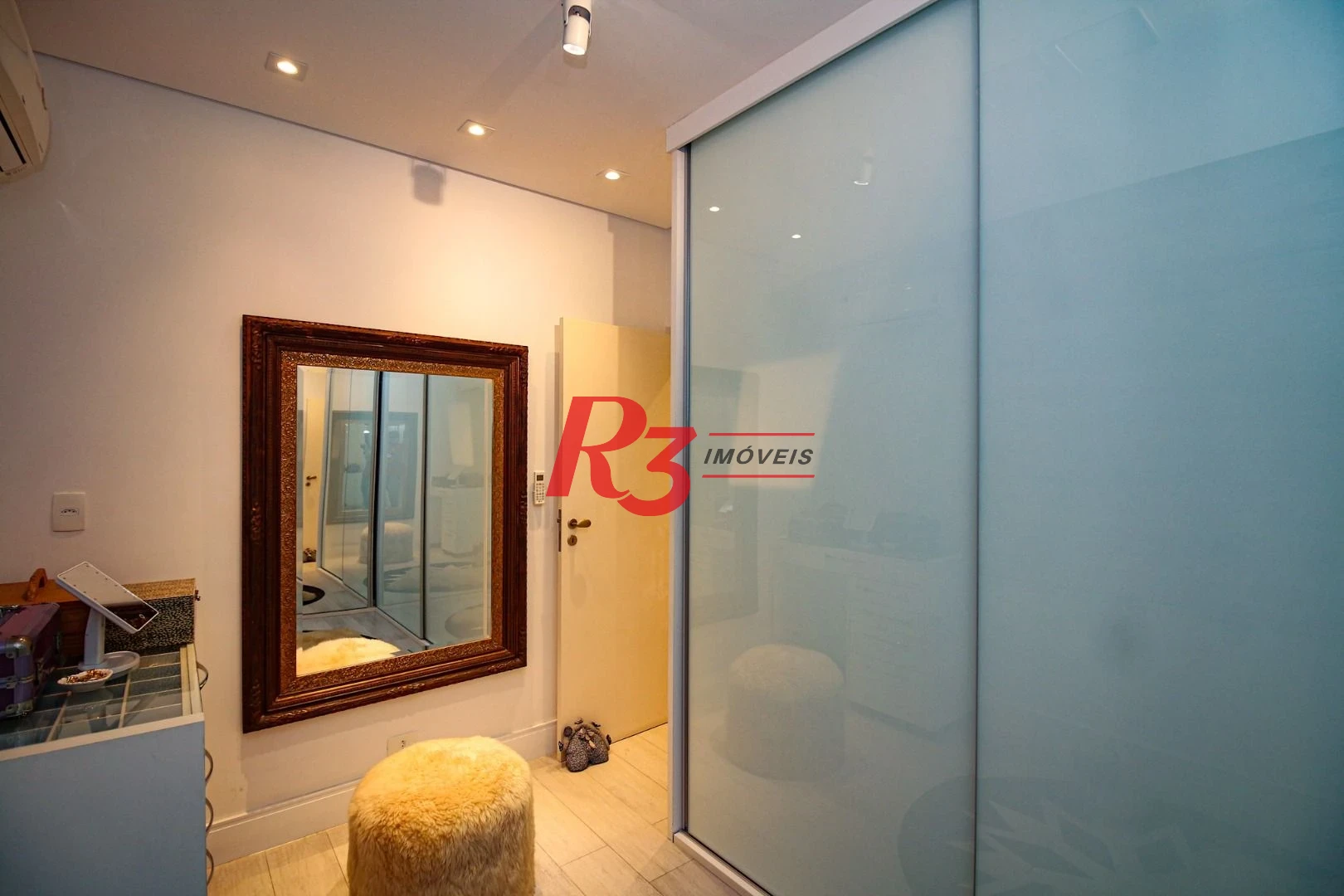 Apartamento Impecável, 3 dormitórios com suite e Lazer, 124 m² por R$ 1.300.000 - Embaré - Santos/SP