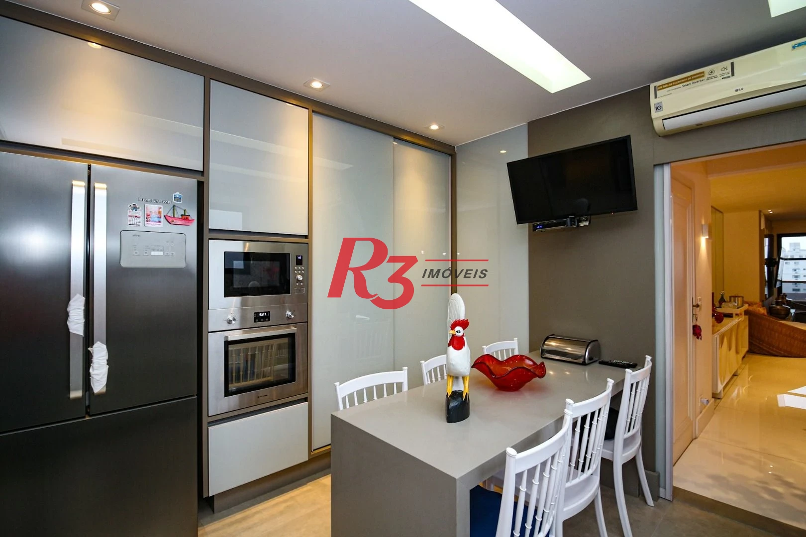 Apartamento Impecável, 3 dormitórios com suite e Lazer, 124 m² por R$ 1.300.000 - Embaré - Santos/SP