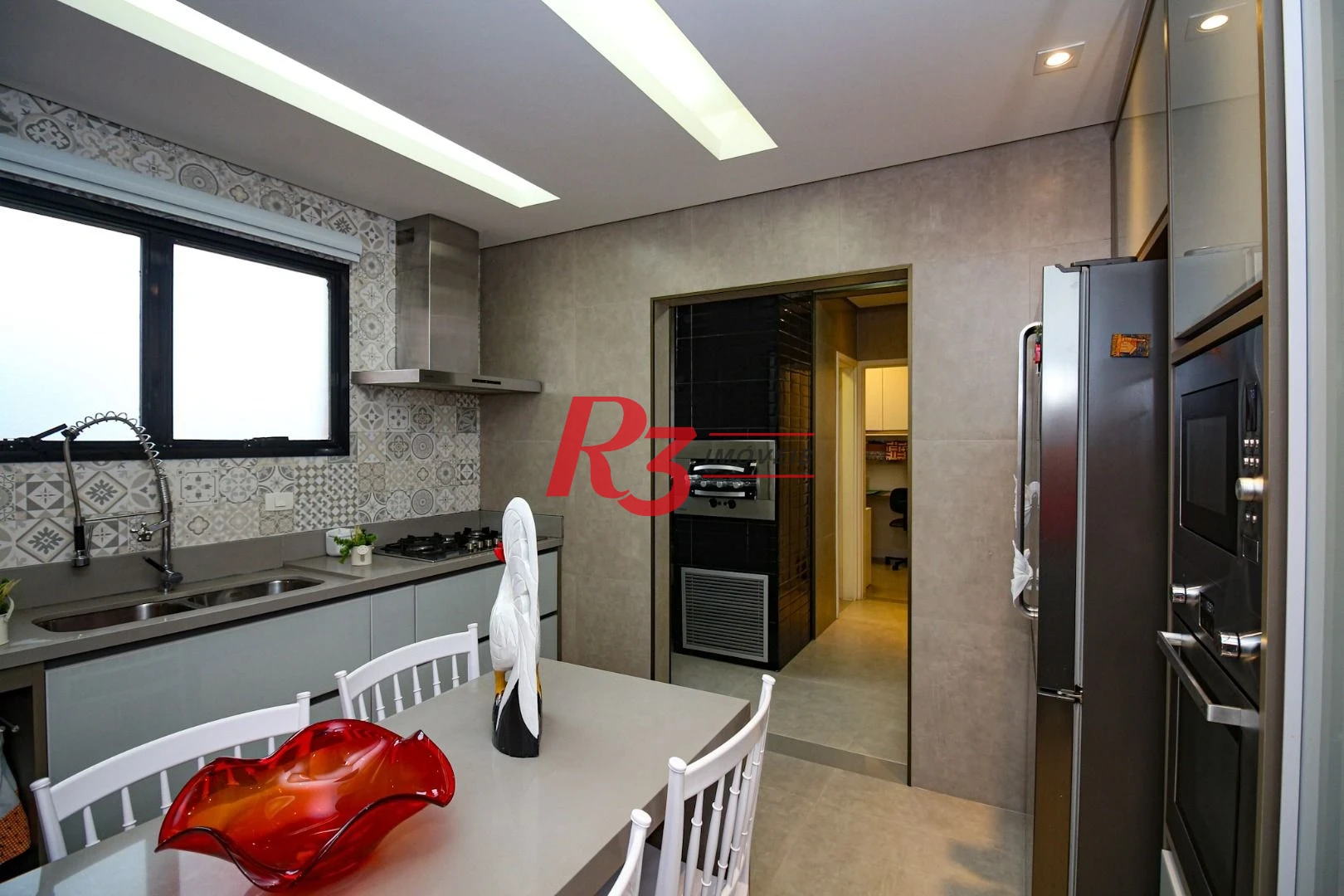 Apartamento Impecável, 3 dormitórios com suite e Lazer, 124 m² por R$ 1.300.000 - Embaré - Santos/SP