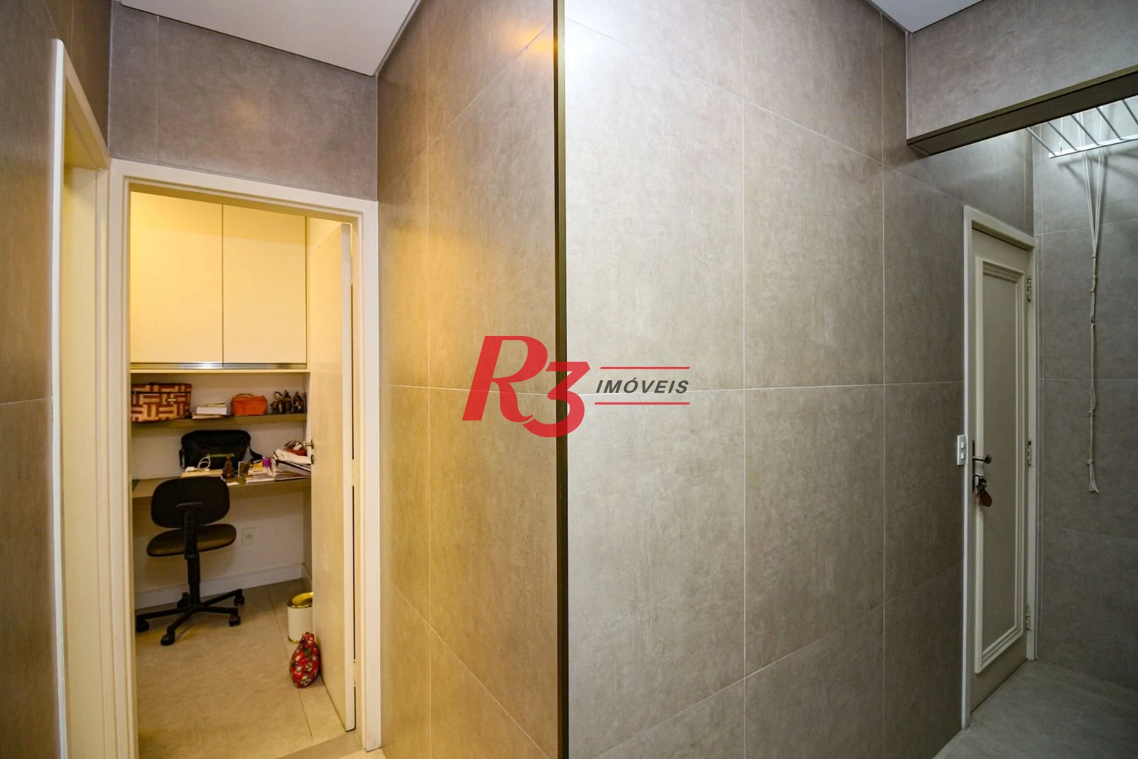 Apartamento Impecável, 3 dormitórios com suite e Lazer, 124 m² por R$ 1.300.000 - Embaré - Santos/SP