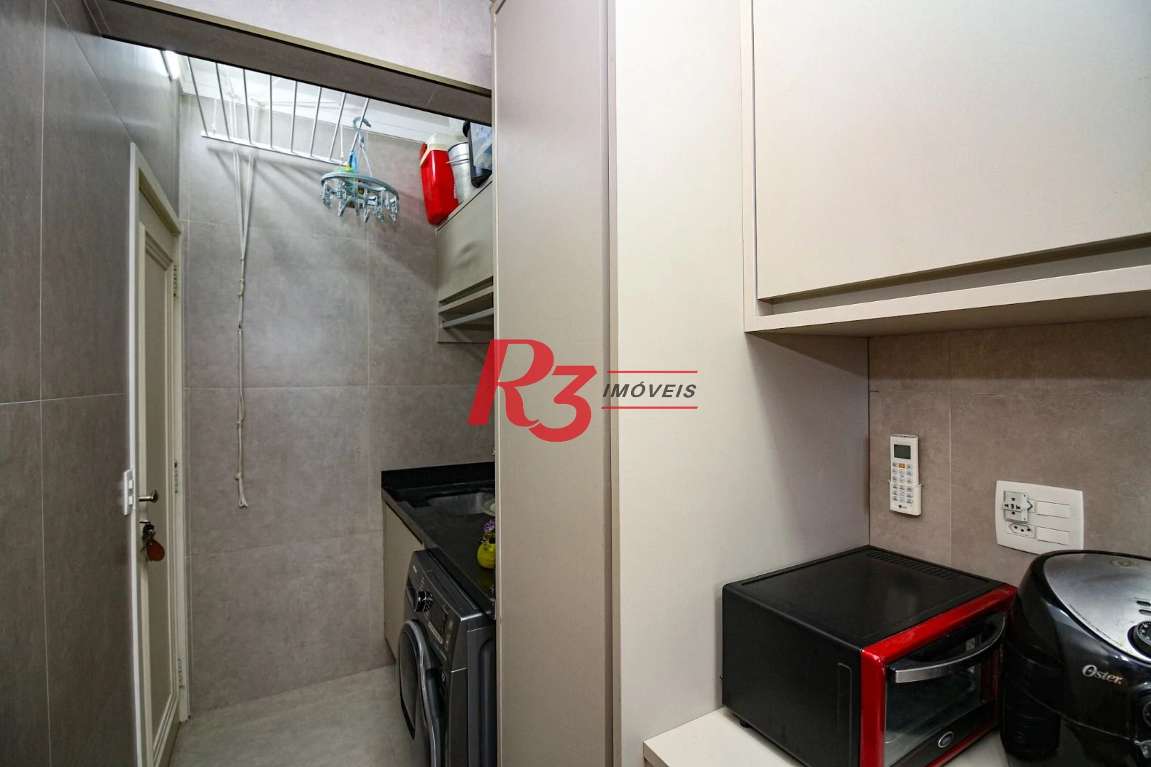 Apartamento Impecável, 3 dormitórios com suite e Lazer, 124 m² por R$ 1.300.000 - Embaré - Santos/SP