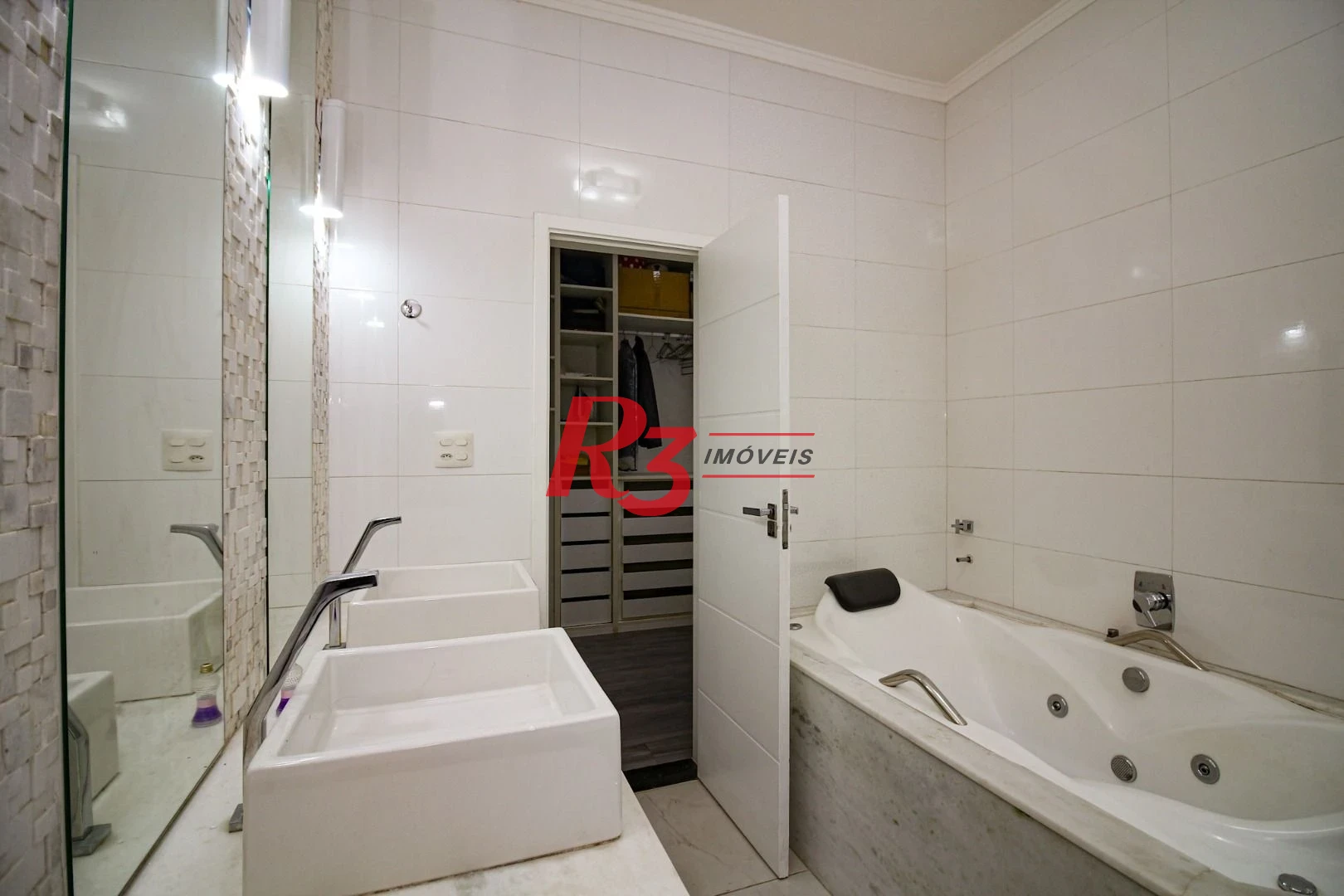 casa triplex em Santos