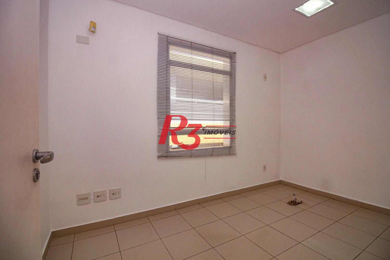 Sala para alugar, 15 m² por R$ 2.500,00/mês - Campo Grande - Santos/SP