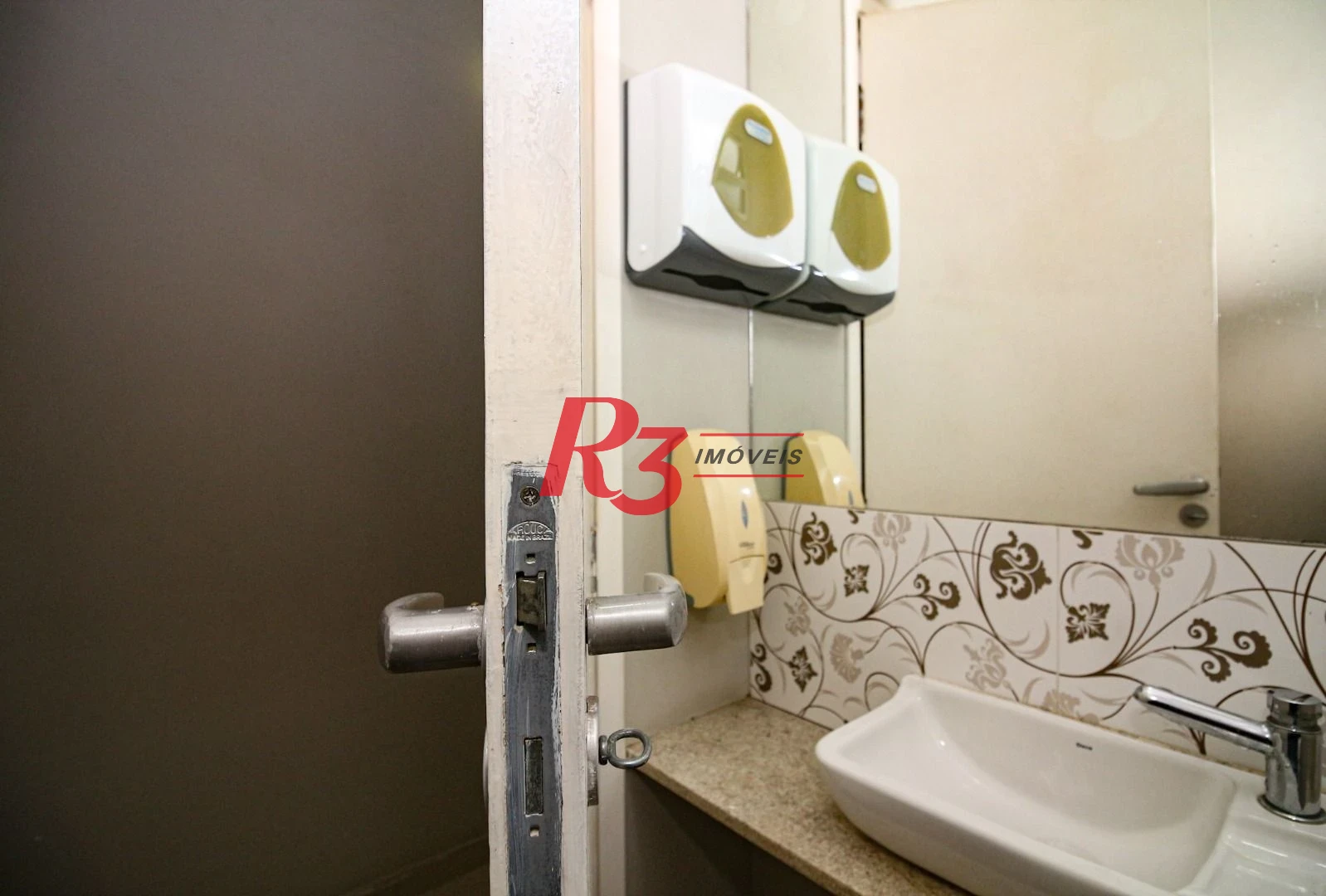 Sala para alugar, 15 m² por R$ 2.500,00/mês - Campo Grande - Santos/SP