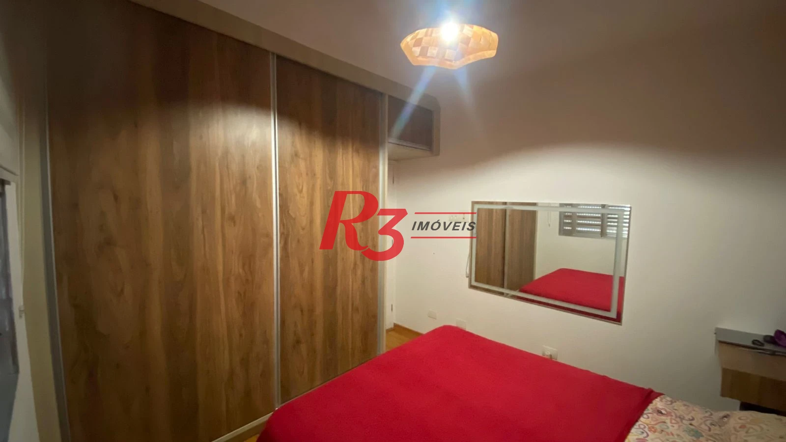 Apartamento com 2 dormitórios à venda, 64 m² por R$ 405.000,00 - Marapé - Santos/SP