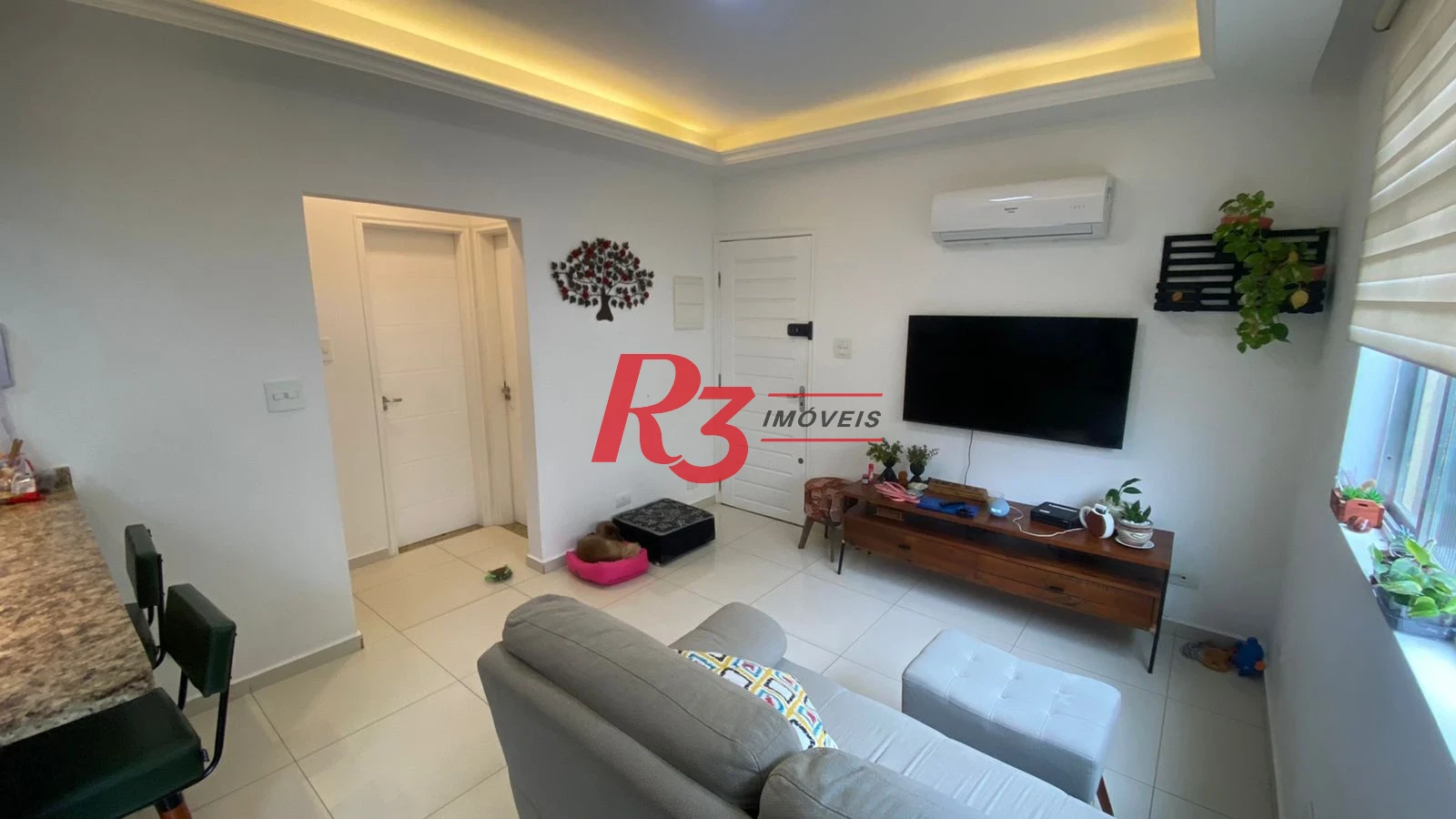 Apartamento com 2 dormitórios à venda, 64 m² por R$ 405.000,00 - Marapé - Santos/SP