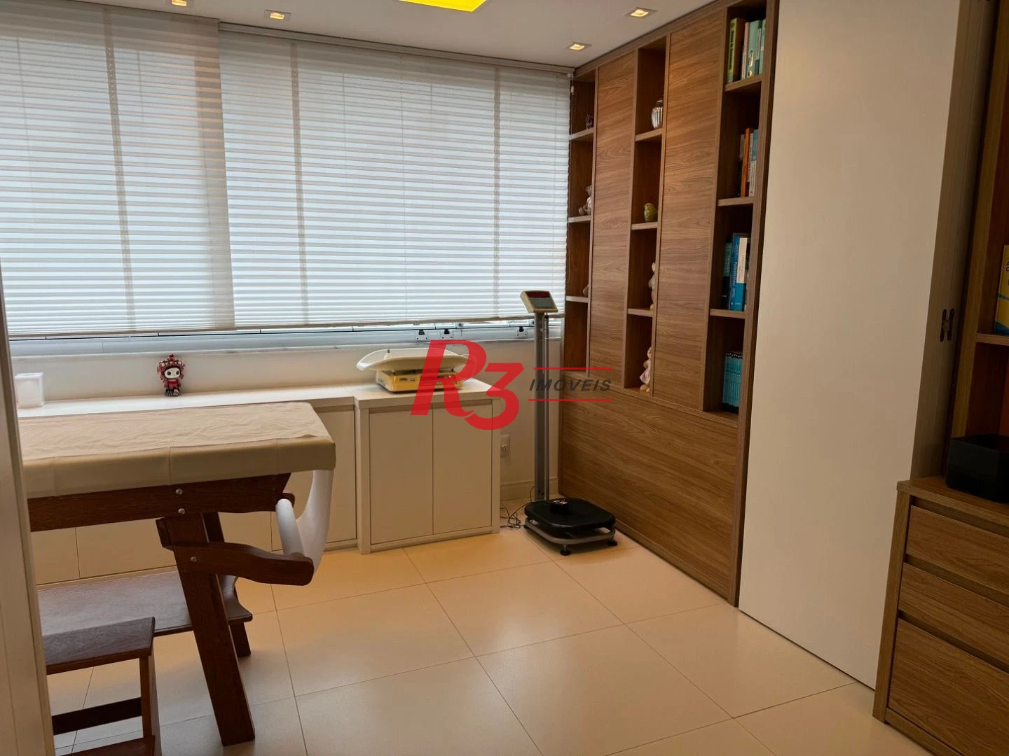 Sala, 44 m² - venda por R$ 550.000,00 ou aluguel por R$ 5.000,00/mês - Boqueirão - Santos/SP